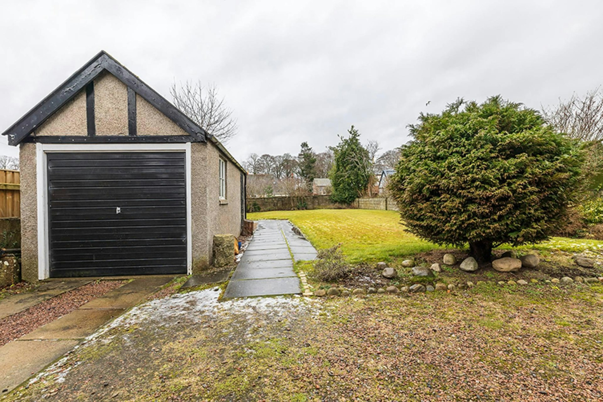 16 Seabank Road, , Nairn, IV12 4EU McEwan Fraser Legal