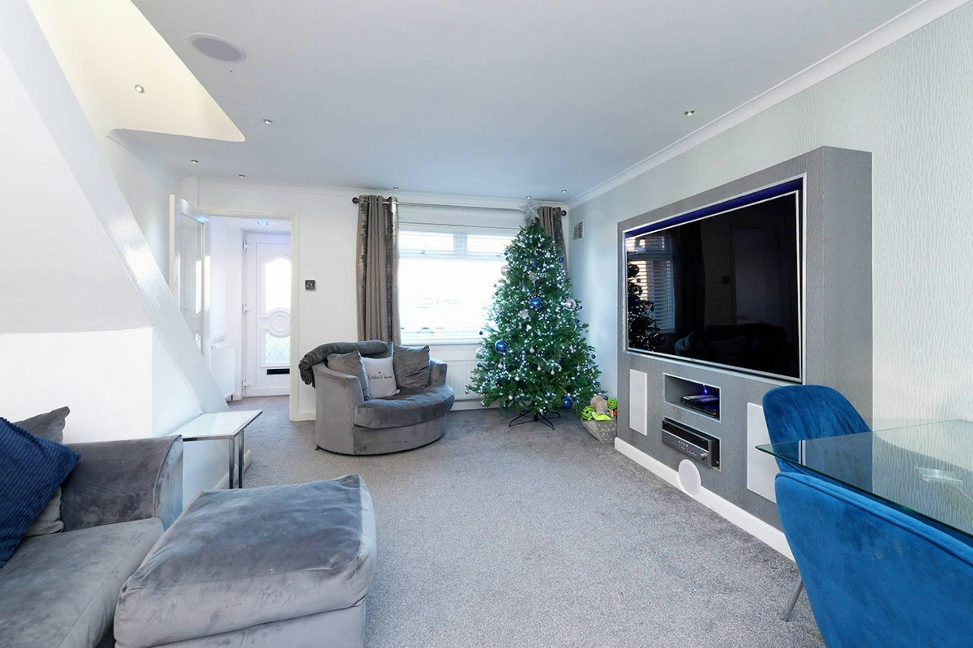 37 Murroes Road, Drumoyne, Glasgow, G51 4NR McEwan Fraser Legal