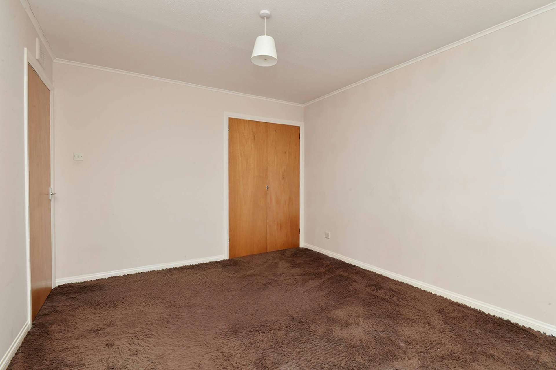 22 Weir Crescent, Eskbank, Dalkeith, EH22 3JN McEwan Fraser Legal