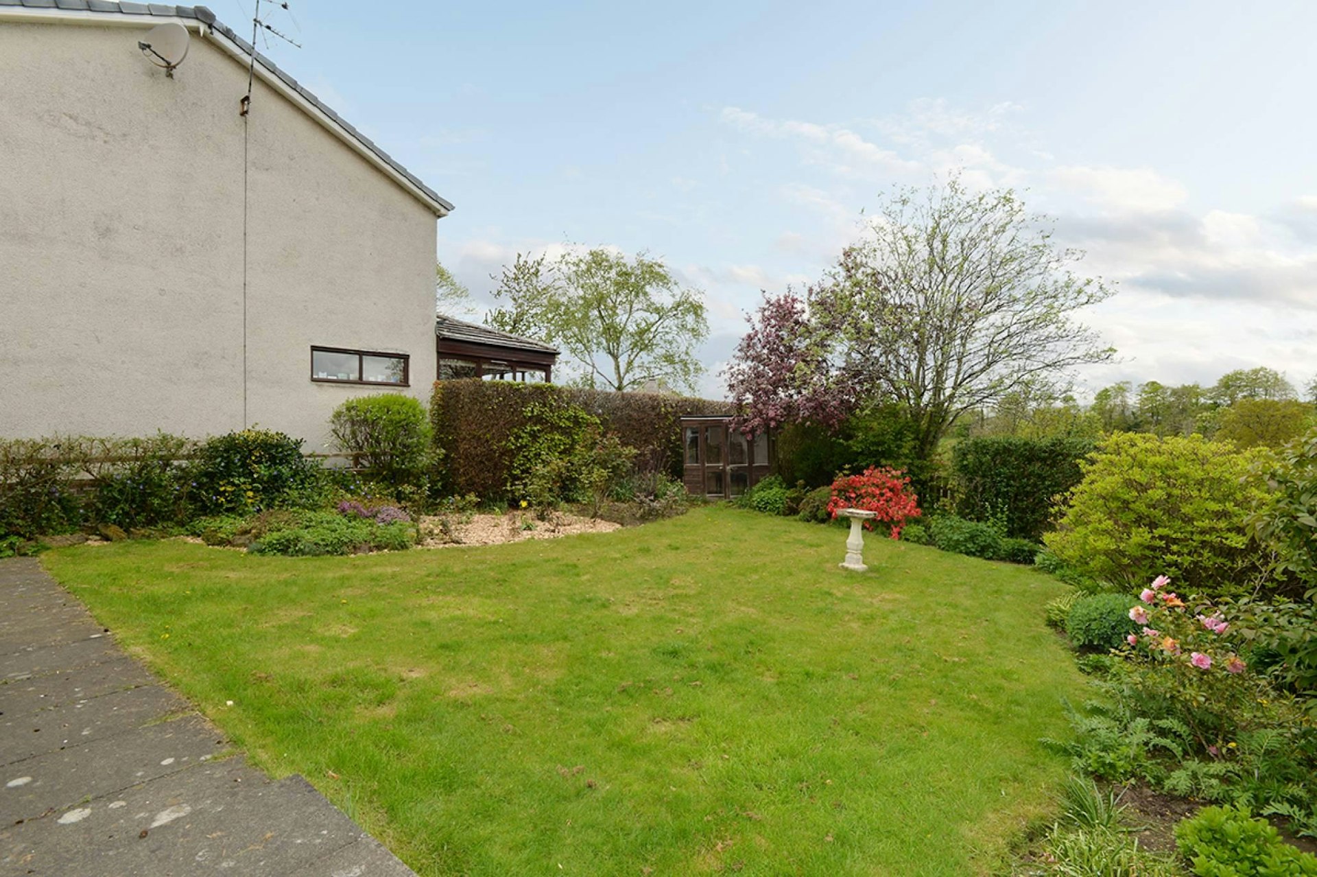 22 Weir Crescent, Eskbank, Dalkeith, EH22 3JN McEwan Fraser Legal