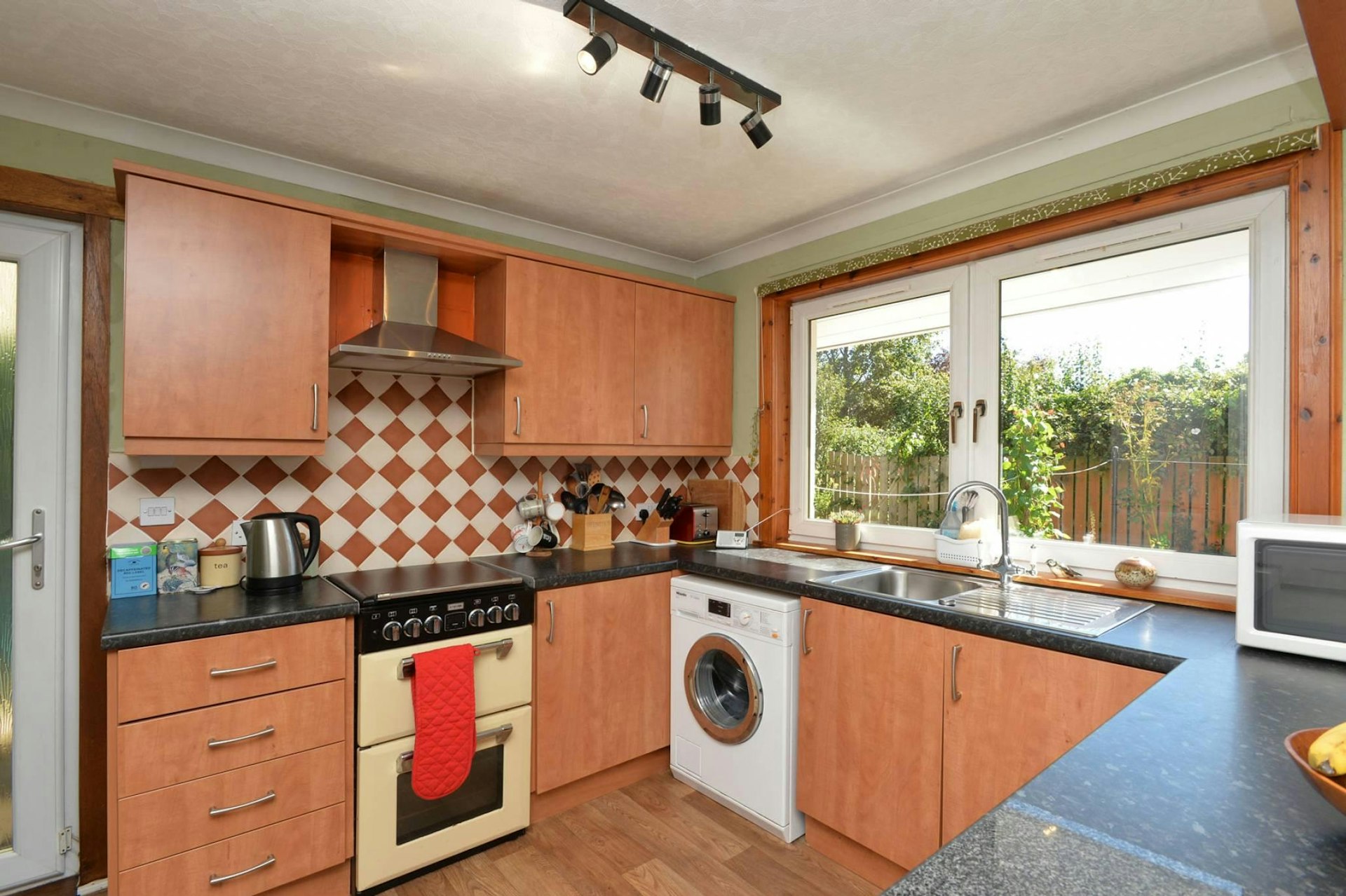 31 Crichton Road, Pathhead, EH37 5RA McEwan Fraser Legal