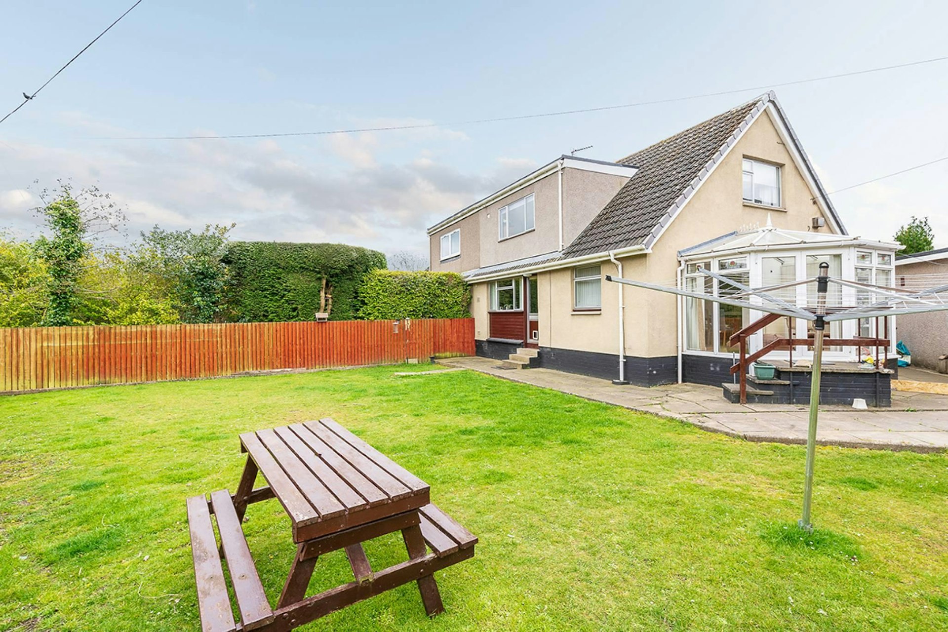 25 Lorne Crescent, Monifieth, Dundee, DD5 4DY McEwan Fraser Legal