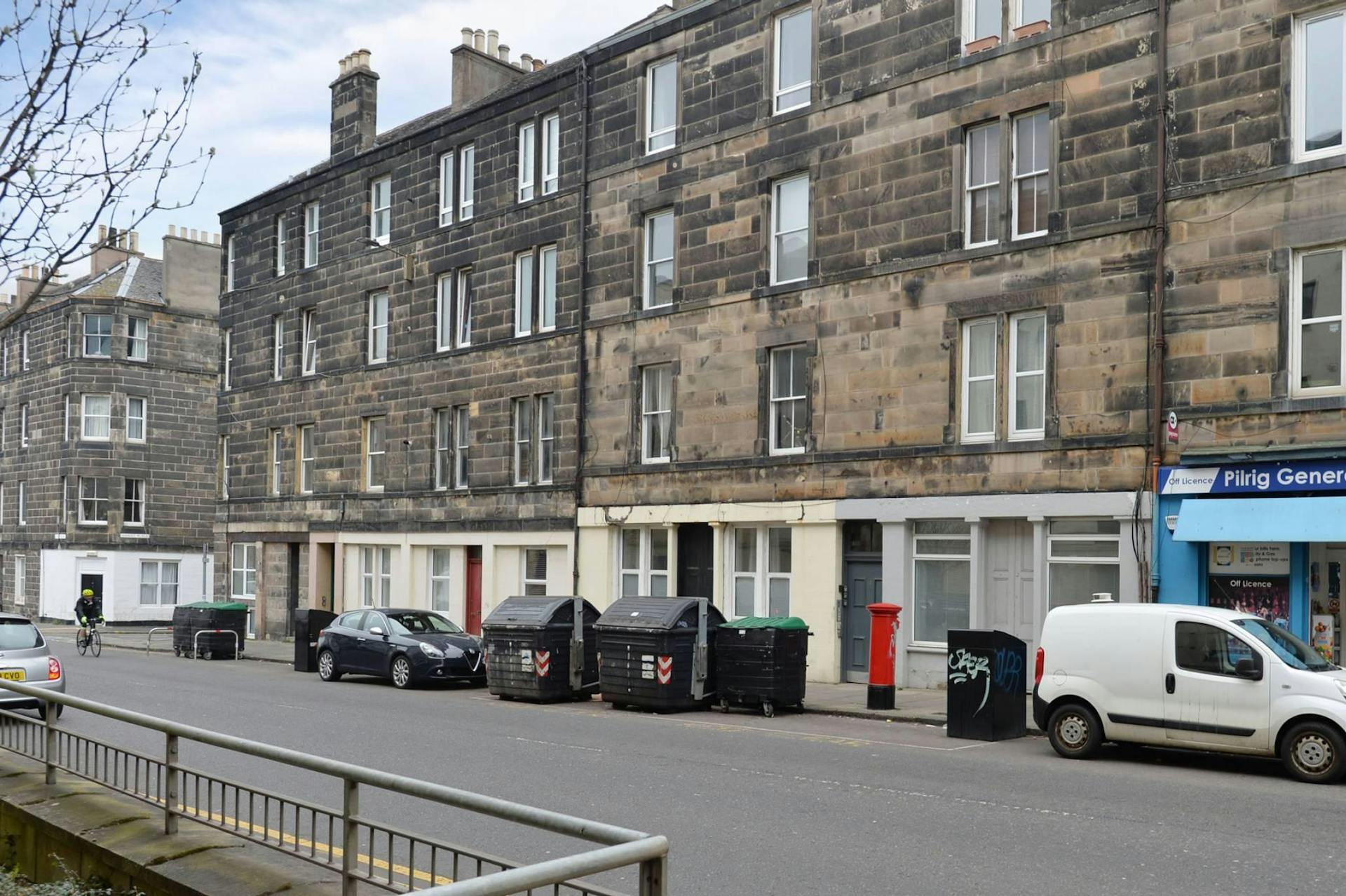 Flat 8, 12 Newhaven Road, Edinburgh, EH6 5PU McEwan Fraser Legal