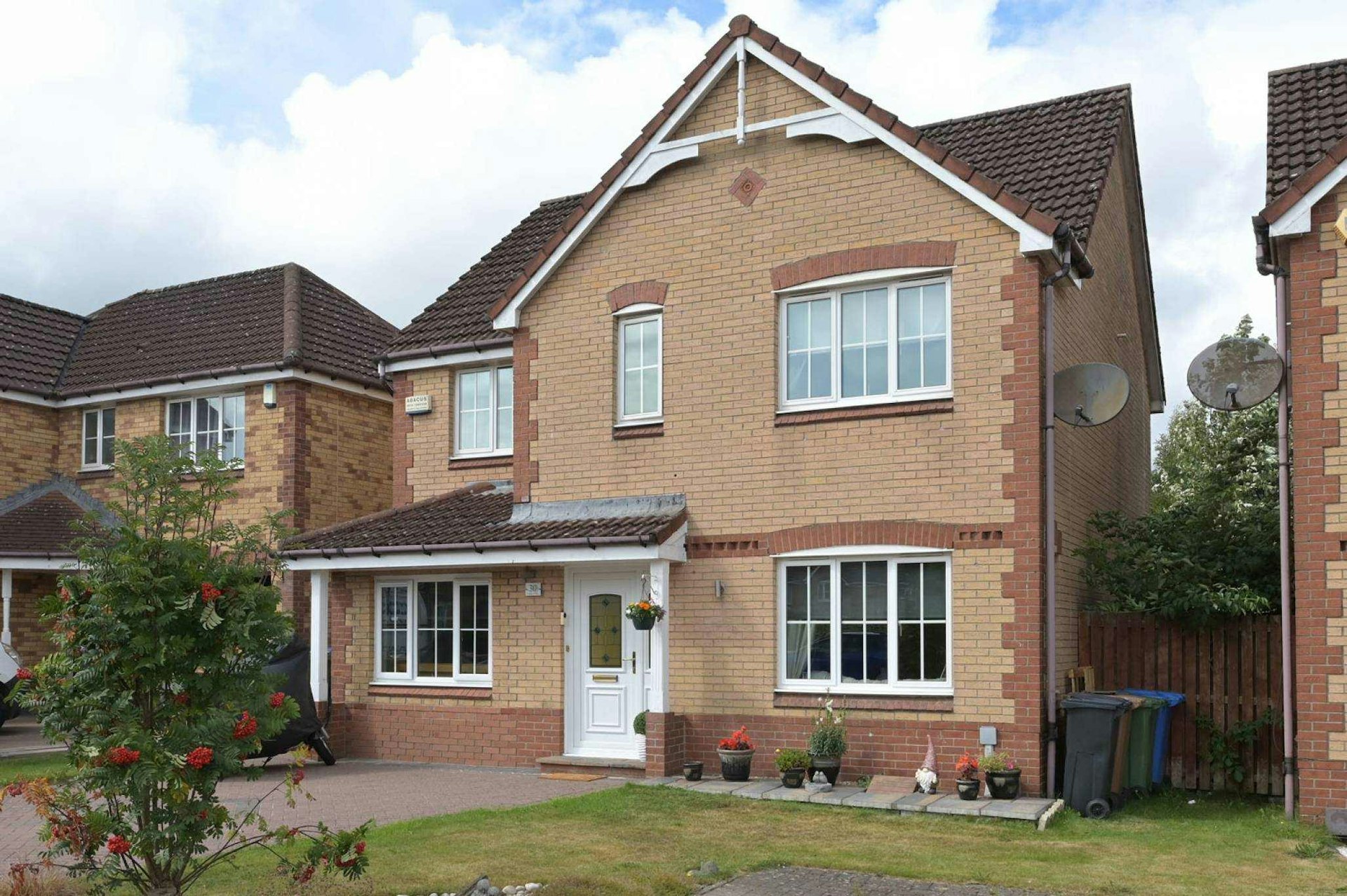 30 Badger Walk, Broxburn, West Lothian, EH52 5TW