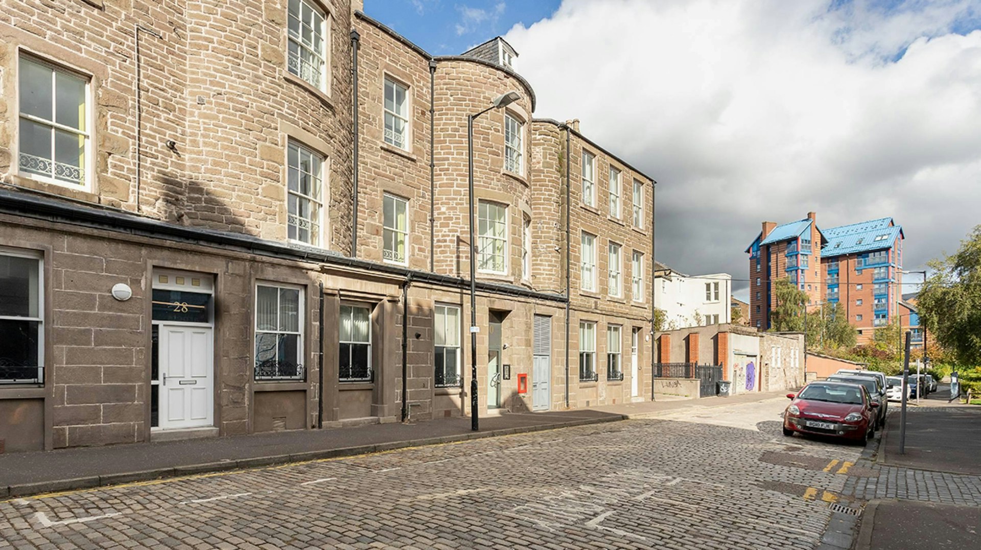 30A Cowgate, Dundee, DD1 2JH