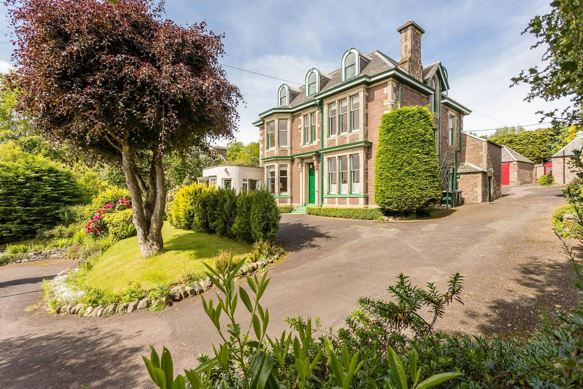 Kingarth  Perth Road, Crieff, PH7 3EQ