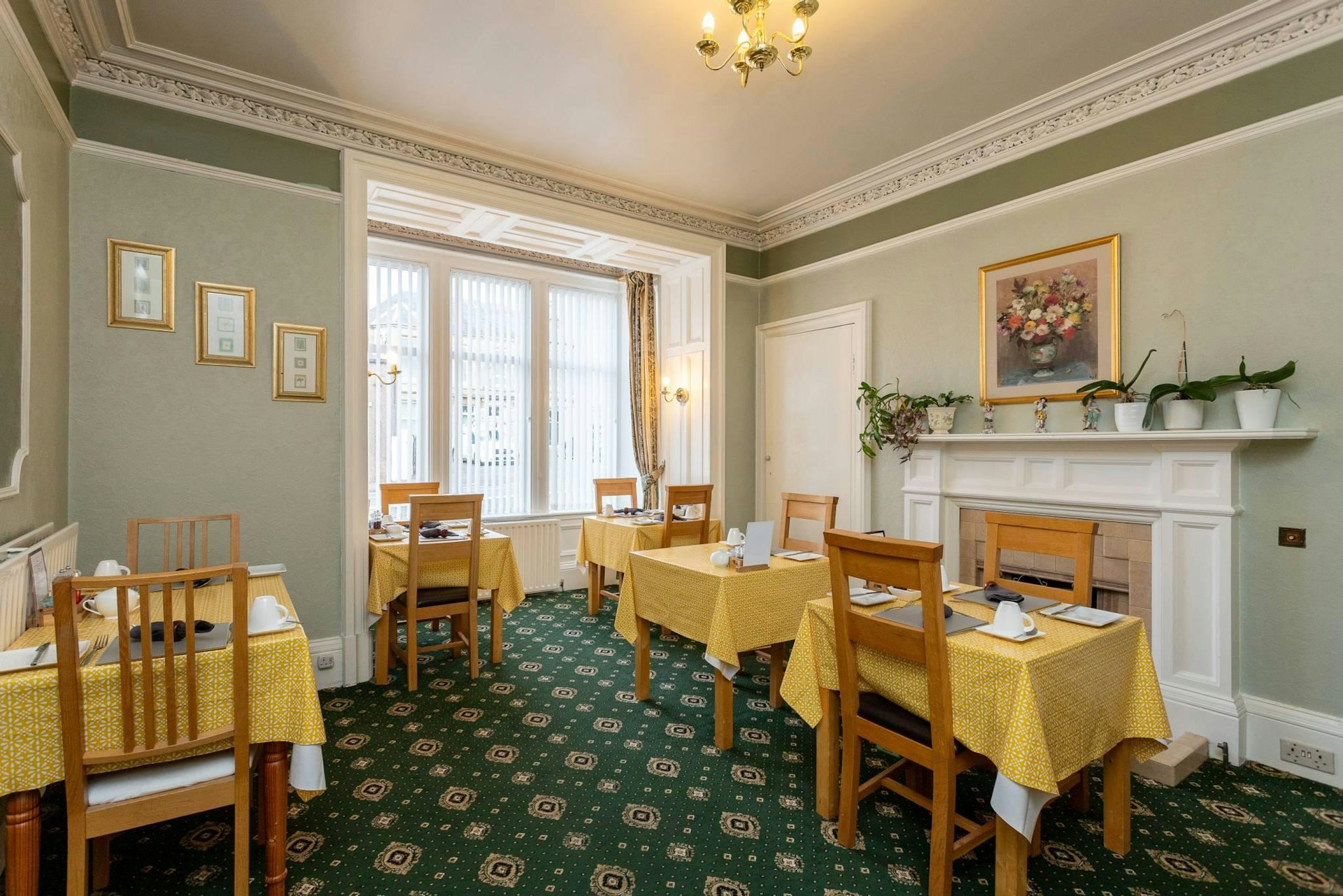 Auld Manse Guest House Strathmore Street, Perth, PH2 7HP