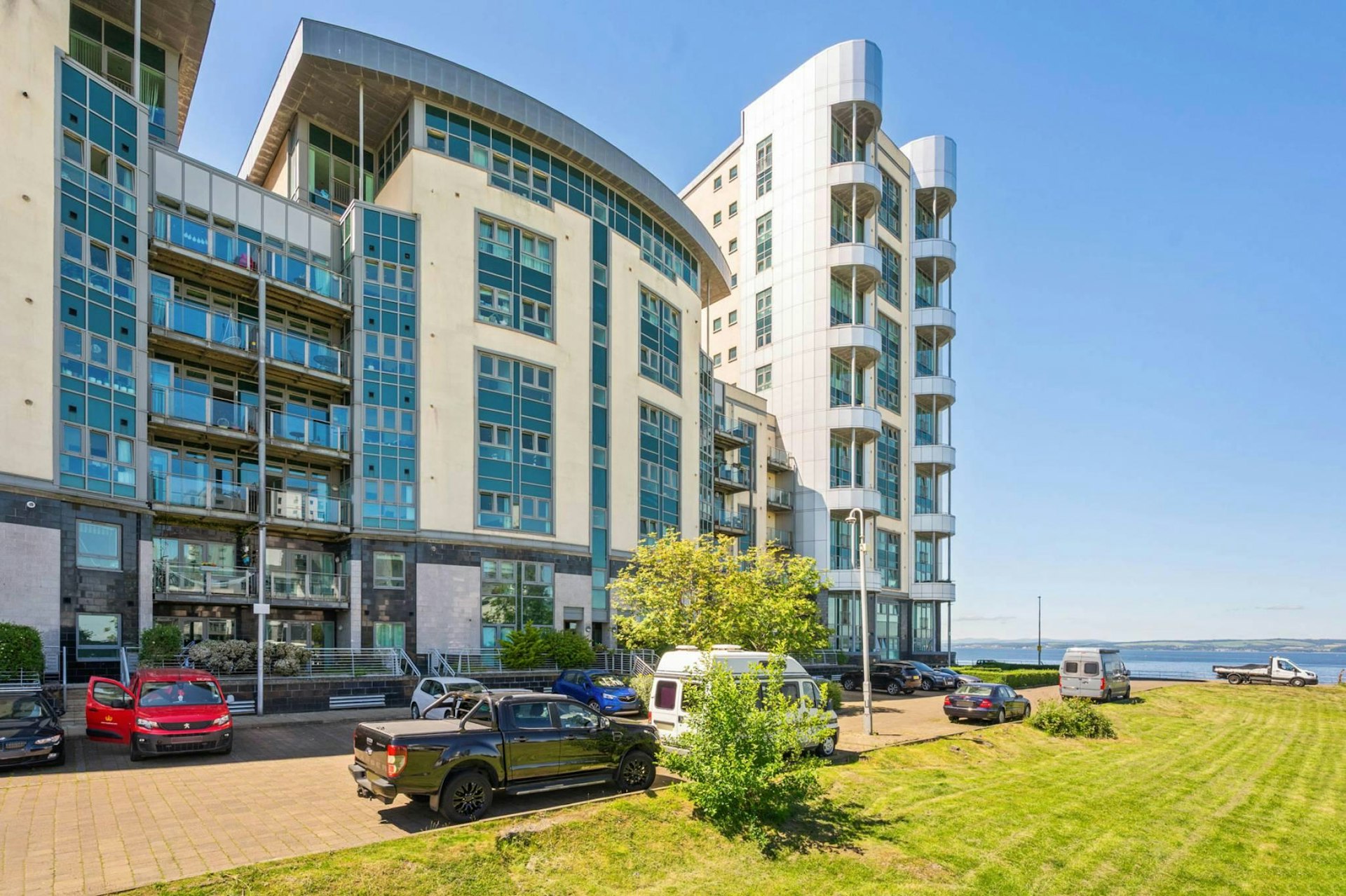 5/12 Western Harbour Way, Edinburgh, EH6 6LP