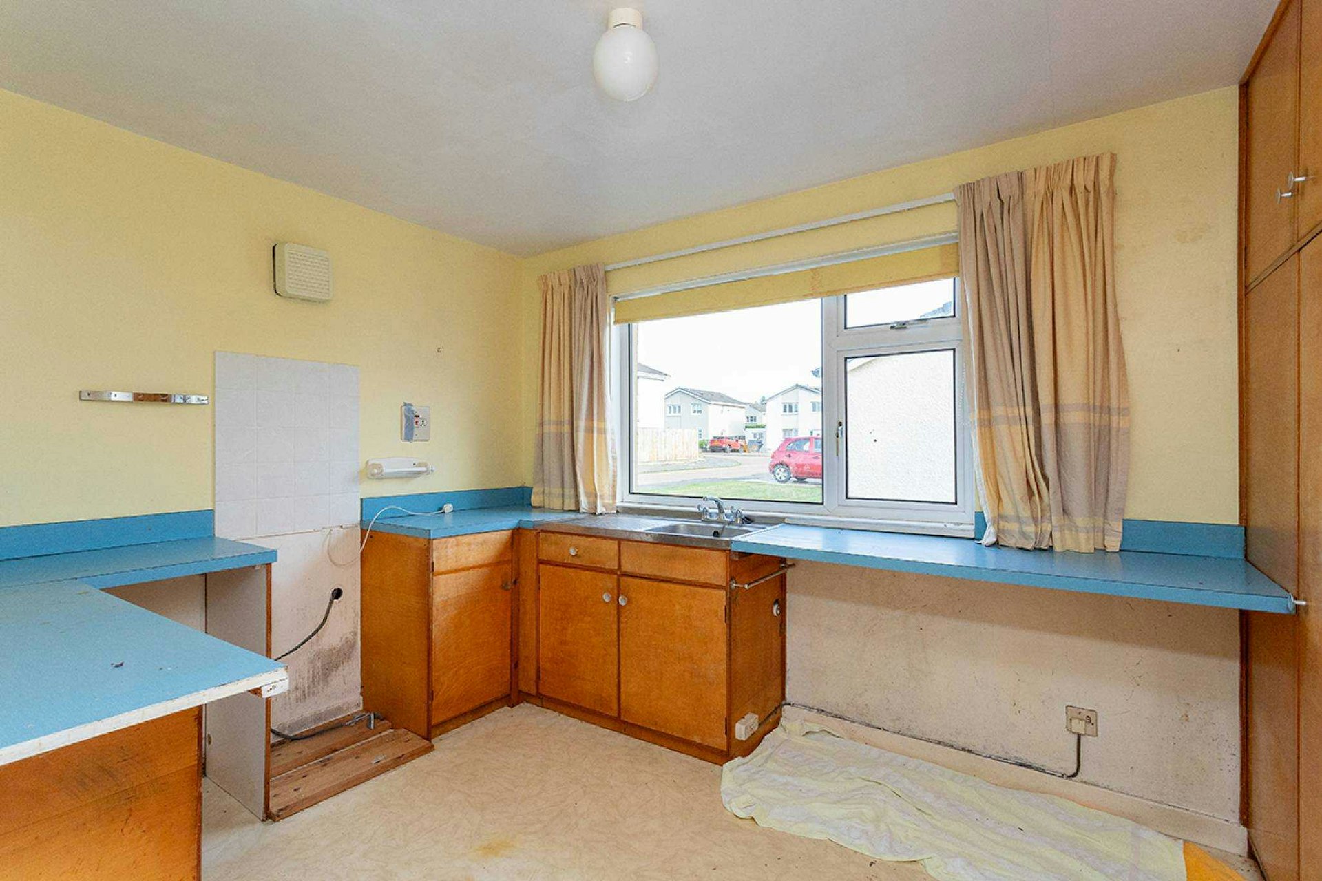 2 Frankfield Crescent, Dalgety Bay, Dunfermline, KY11 9LW