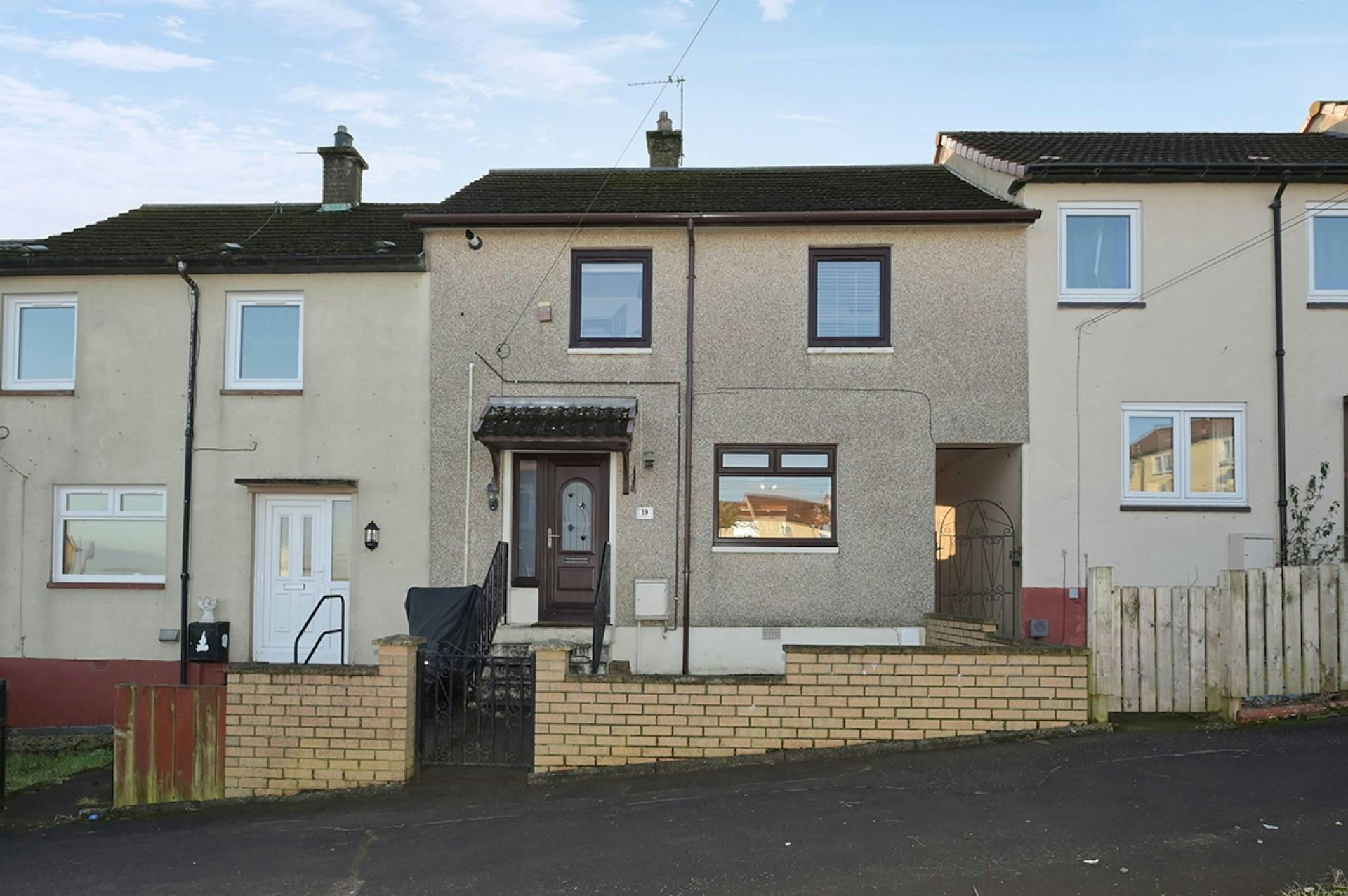 19 Seamark Place, Lochgelly, KY5 8PY