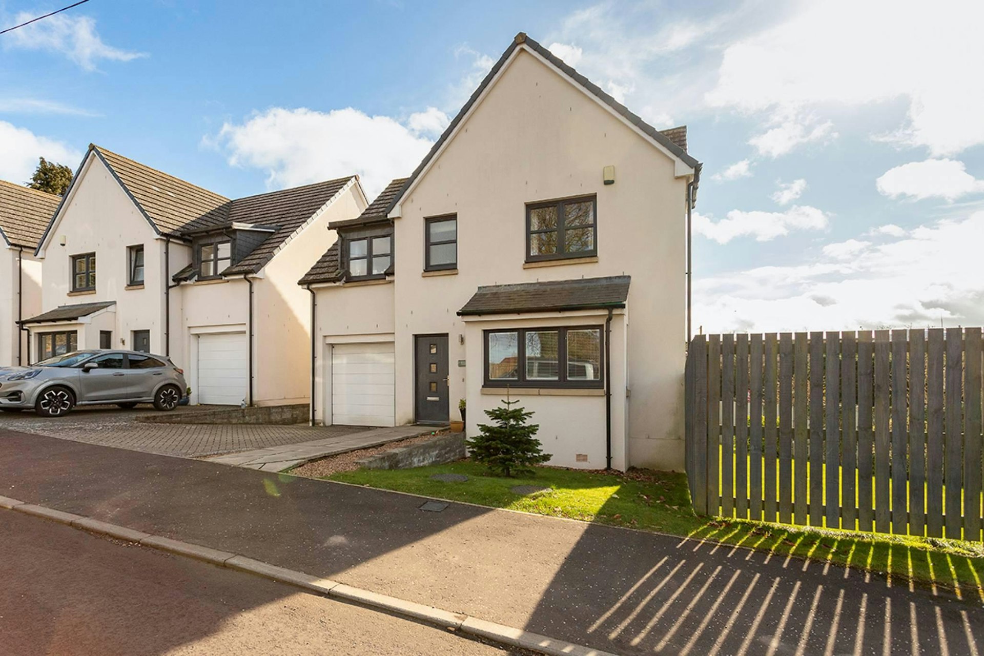 6 Old St Andrews Road, Guardbridge, St Andrews, KY16 0UD
