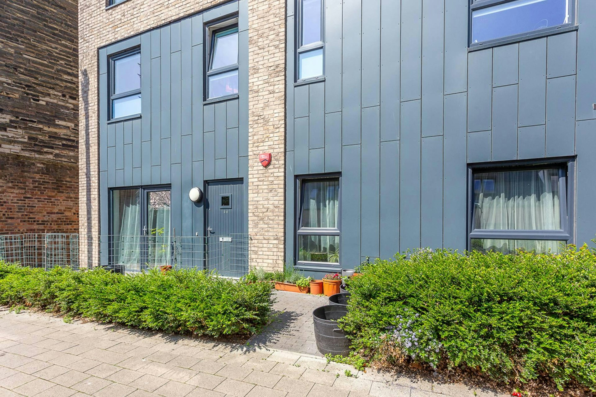 28 Pillans Place, Leith, Edinburgh, EH6 7DQ