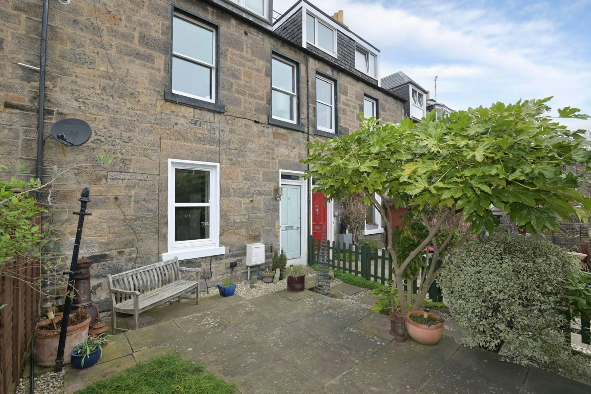 9 Maryfield Place, Edinburgh, EH7 5AU