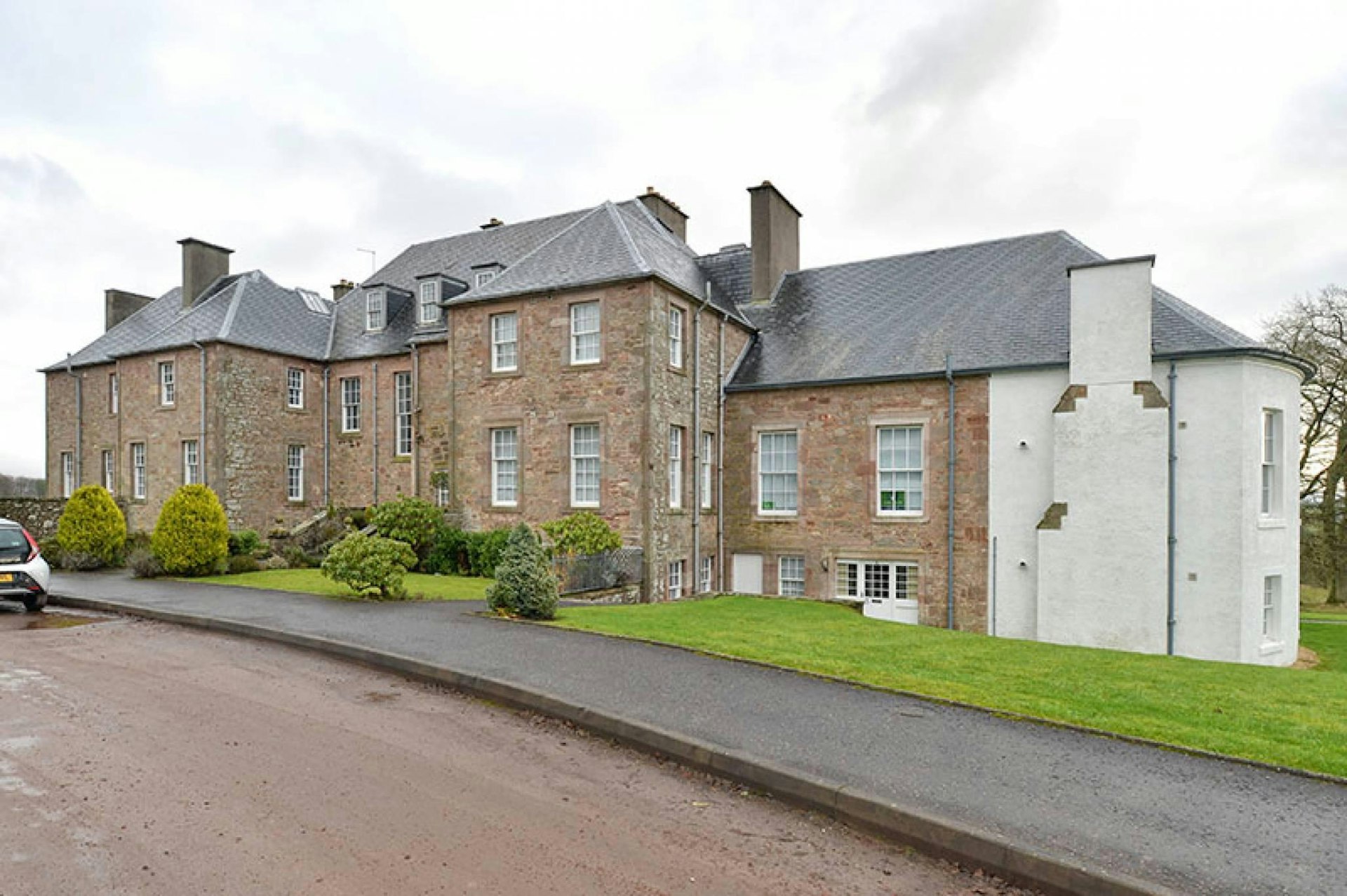 Bertram House Carnwath puffin house bleg berryu