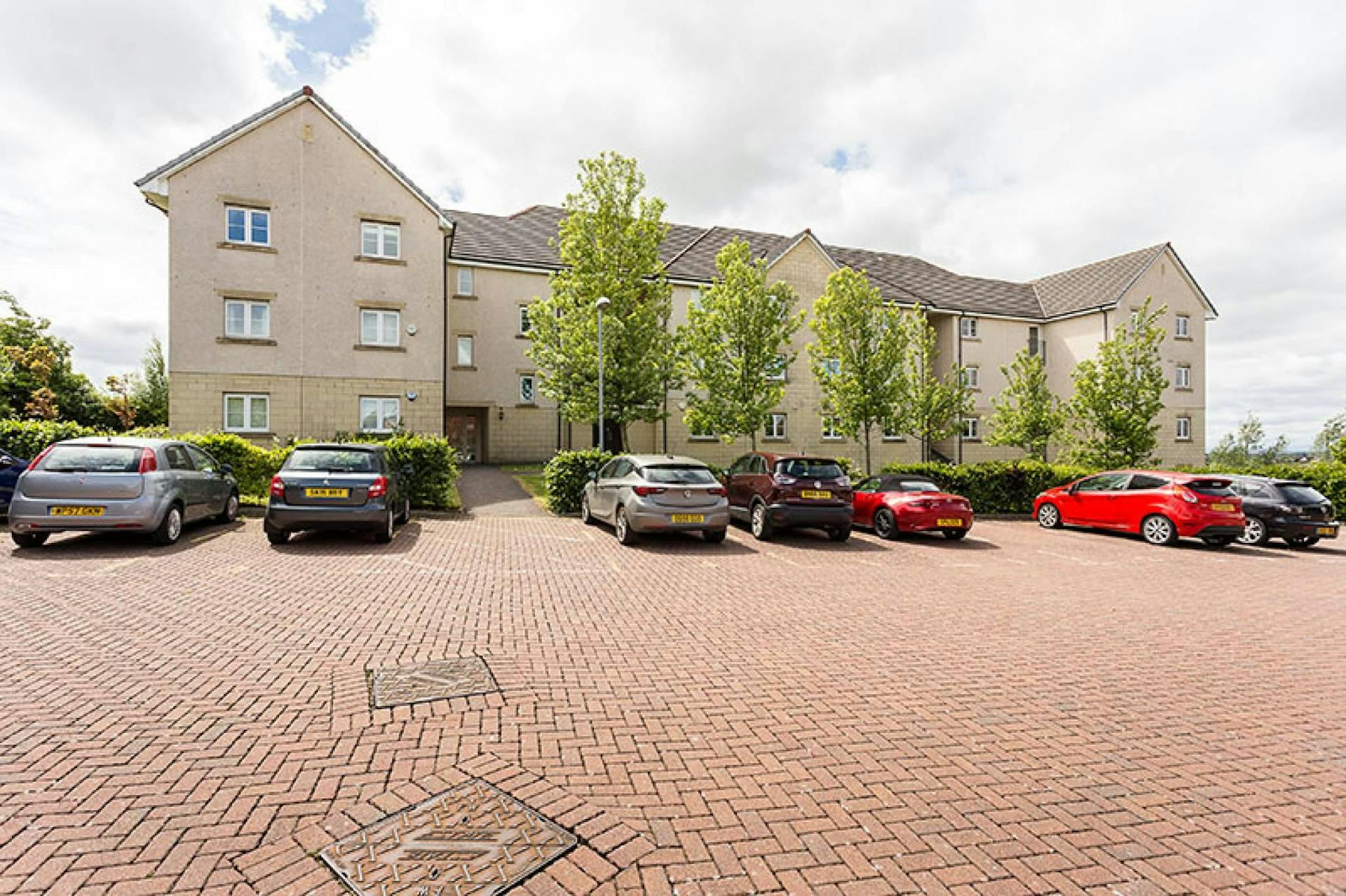 32 3 Plover Crescent Dunfermline Ky11 8fz Mcewan Fraser Legal 32 3 Plover Crescent Dunfermline Ky11 8fz Mcewan Fraser Legal