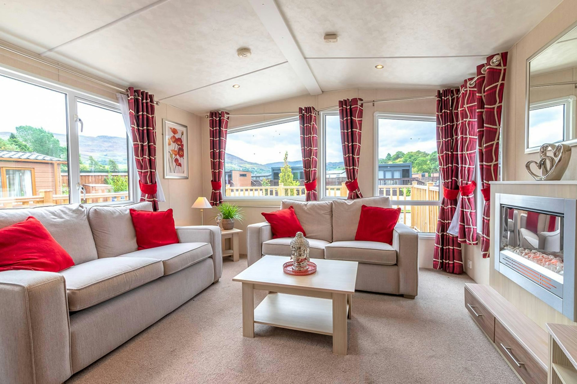 Lodge 29 Woodland Retreat, Loch Ness Highland Retreat, Fort Augustus, PH32 4DS