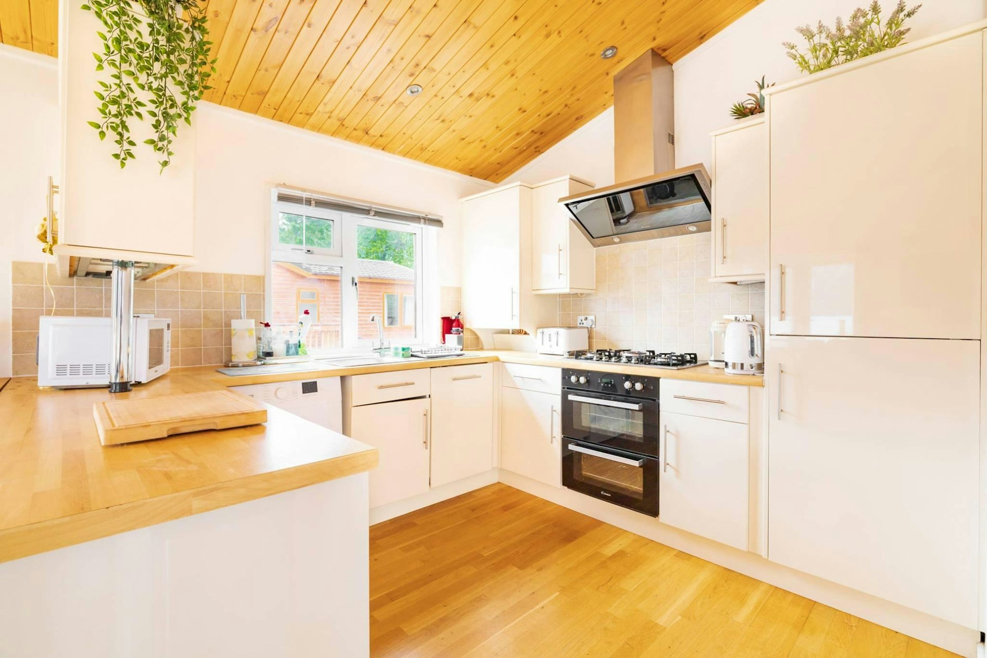 1 The Moorings Loch Ness Highland Lodges, Invermoriston, Inverness, IV63 7YE