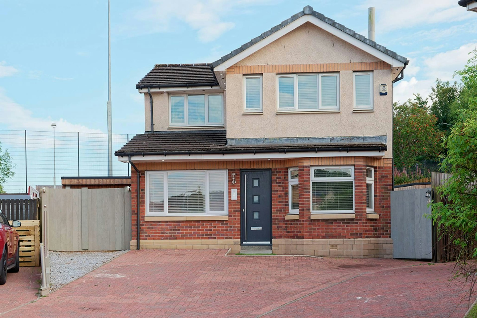 4 Leverngrove Court, Glasgow, G53 7TE
