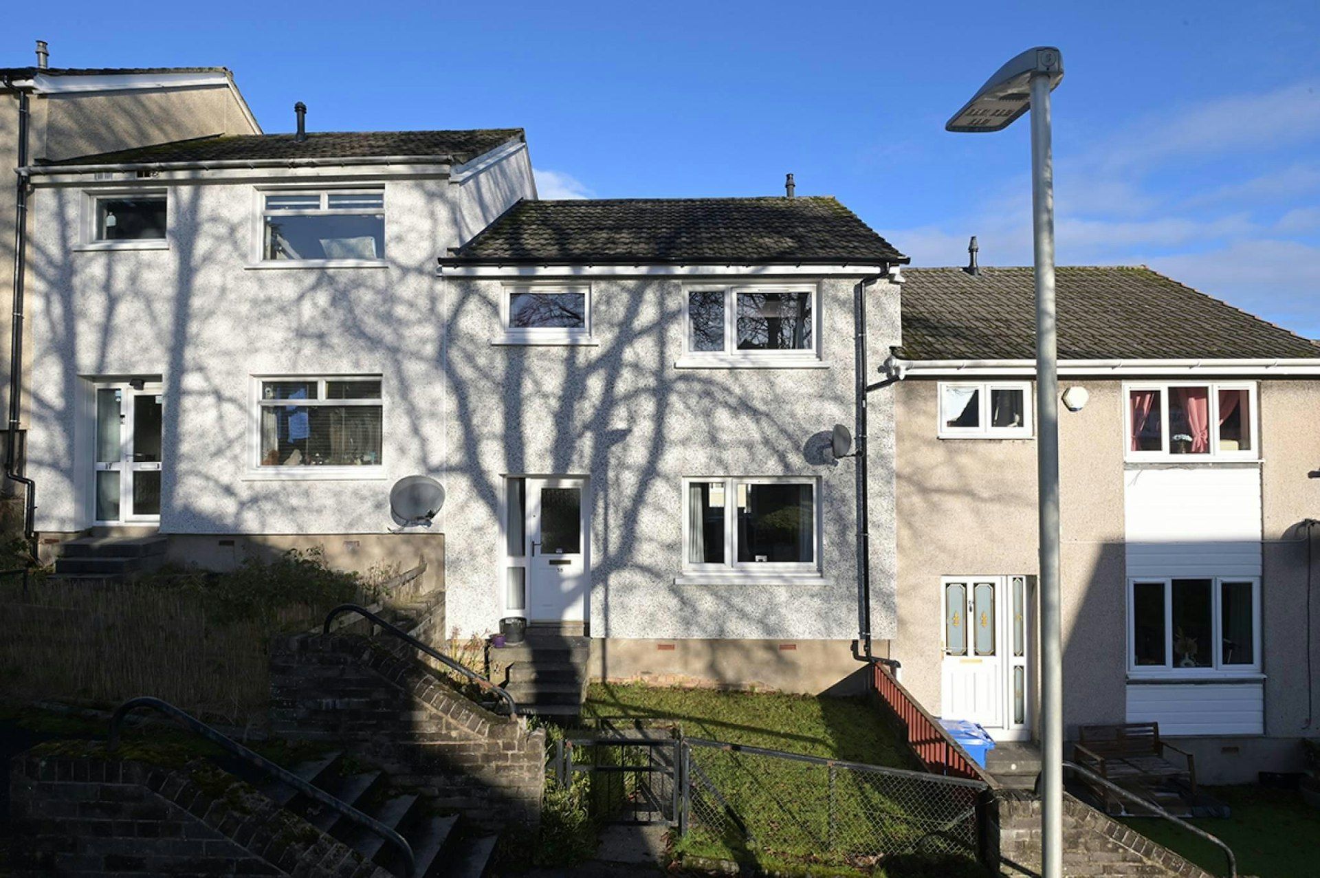 18 Avon Grove, Penicuik, EH26 8JL