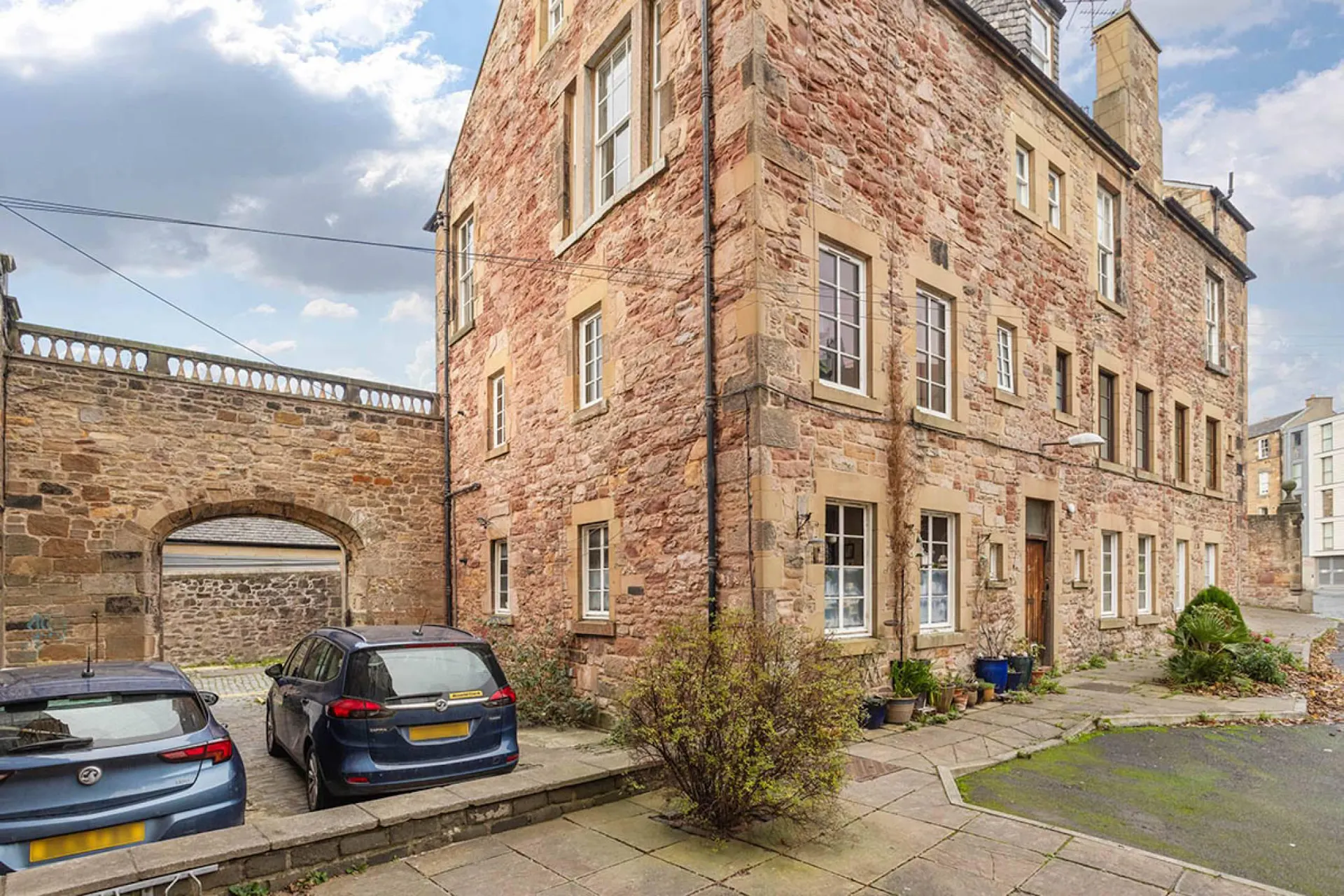 Eh8 Postcode 1/4 Boroughloch, Newington, Edinburgh, EH8 9NL | McEwan Fraser Legal