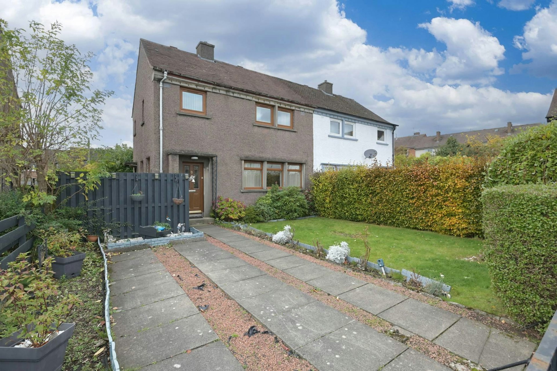 9 Sighthill Neuk, Edinburgh, EH11 4NZ