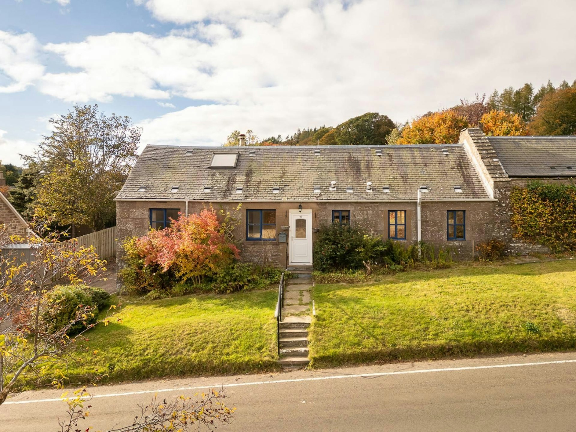 15 Charleston Village, Charleston, Forfar, DD8 1UF