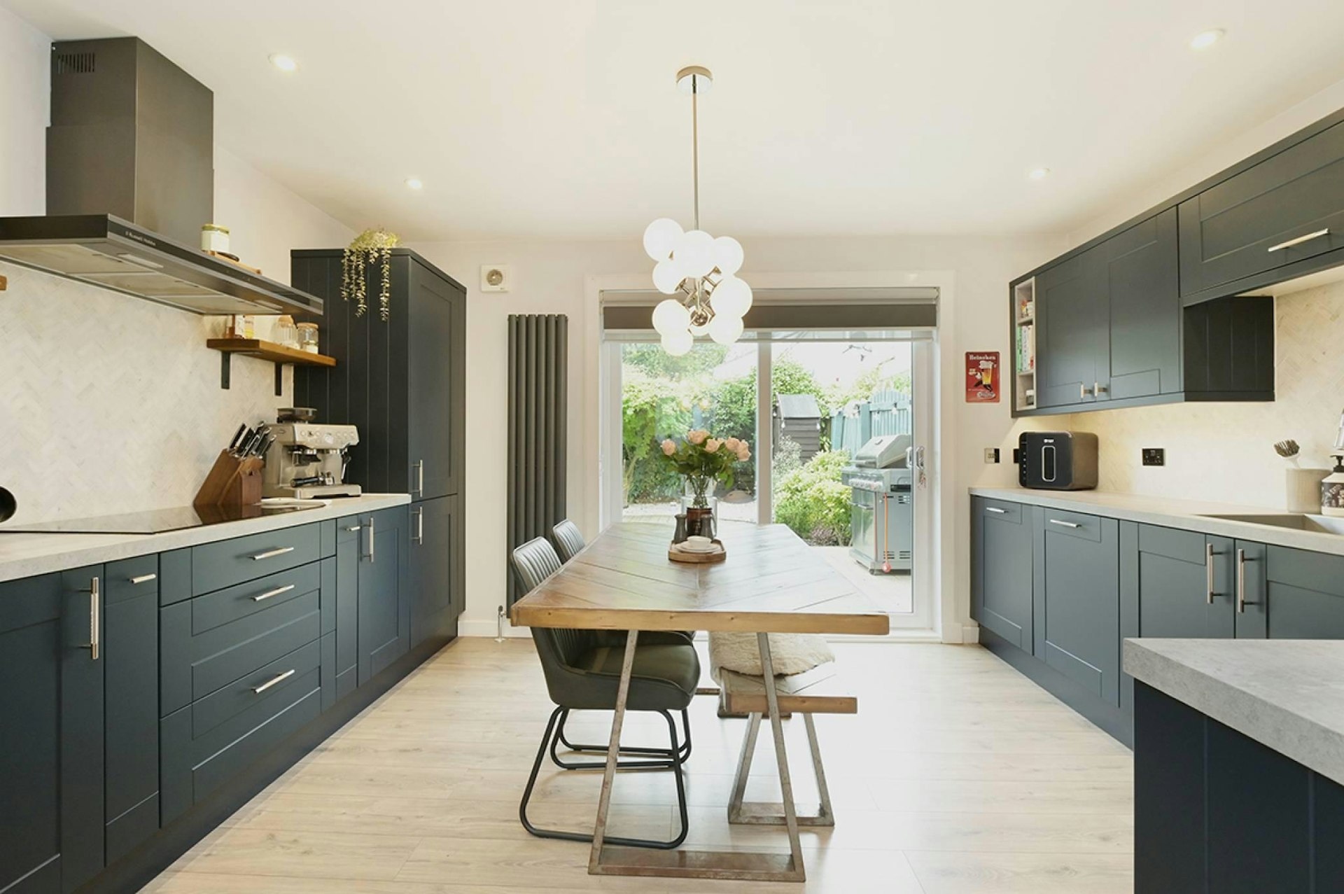 21 Almond Green, East Craigs, Edinburgh, EH12 8UA