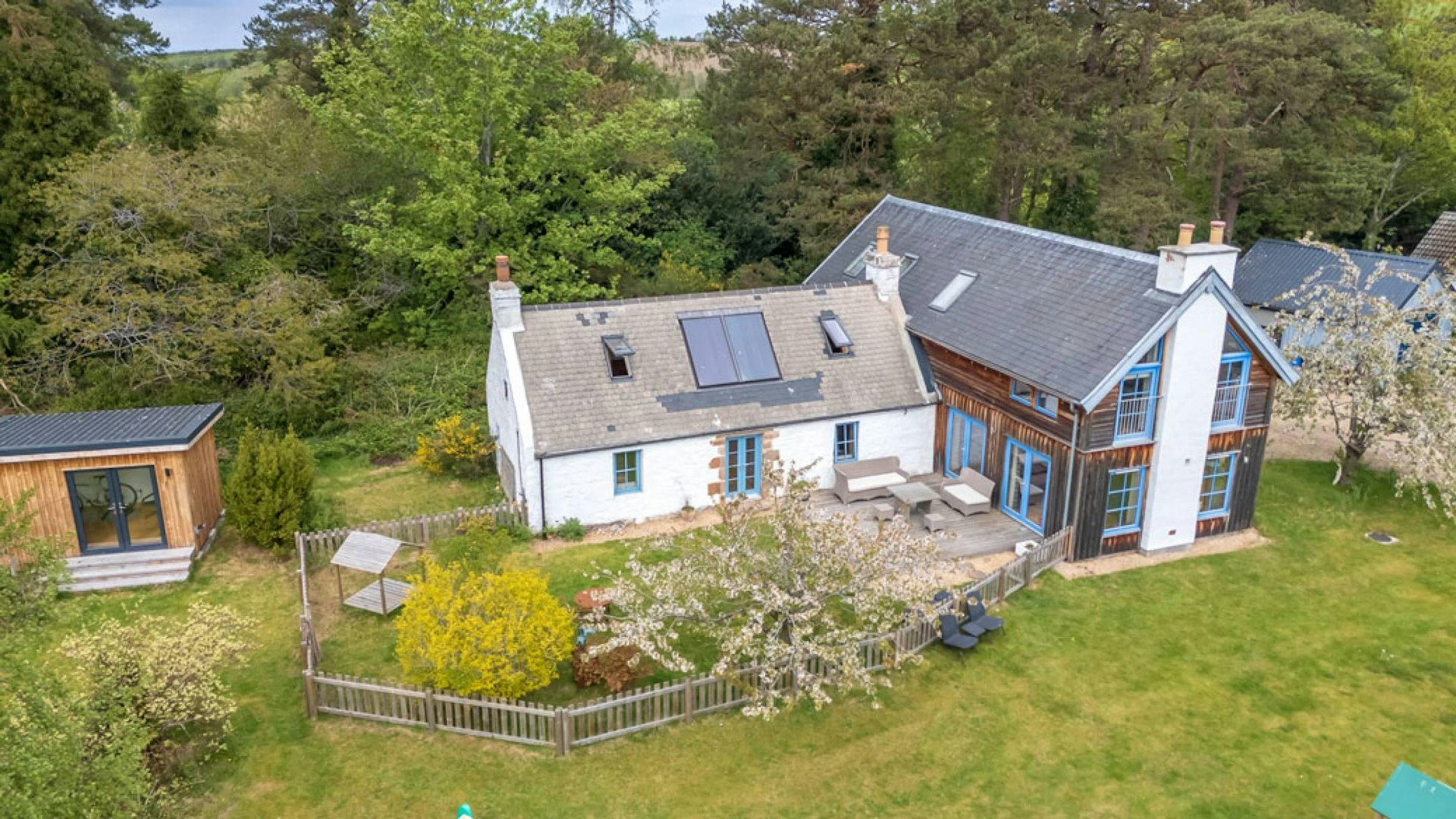 Roadside Cottage, Rafford, IV36 2RU