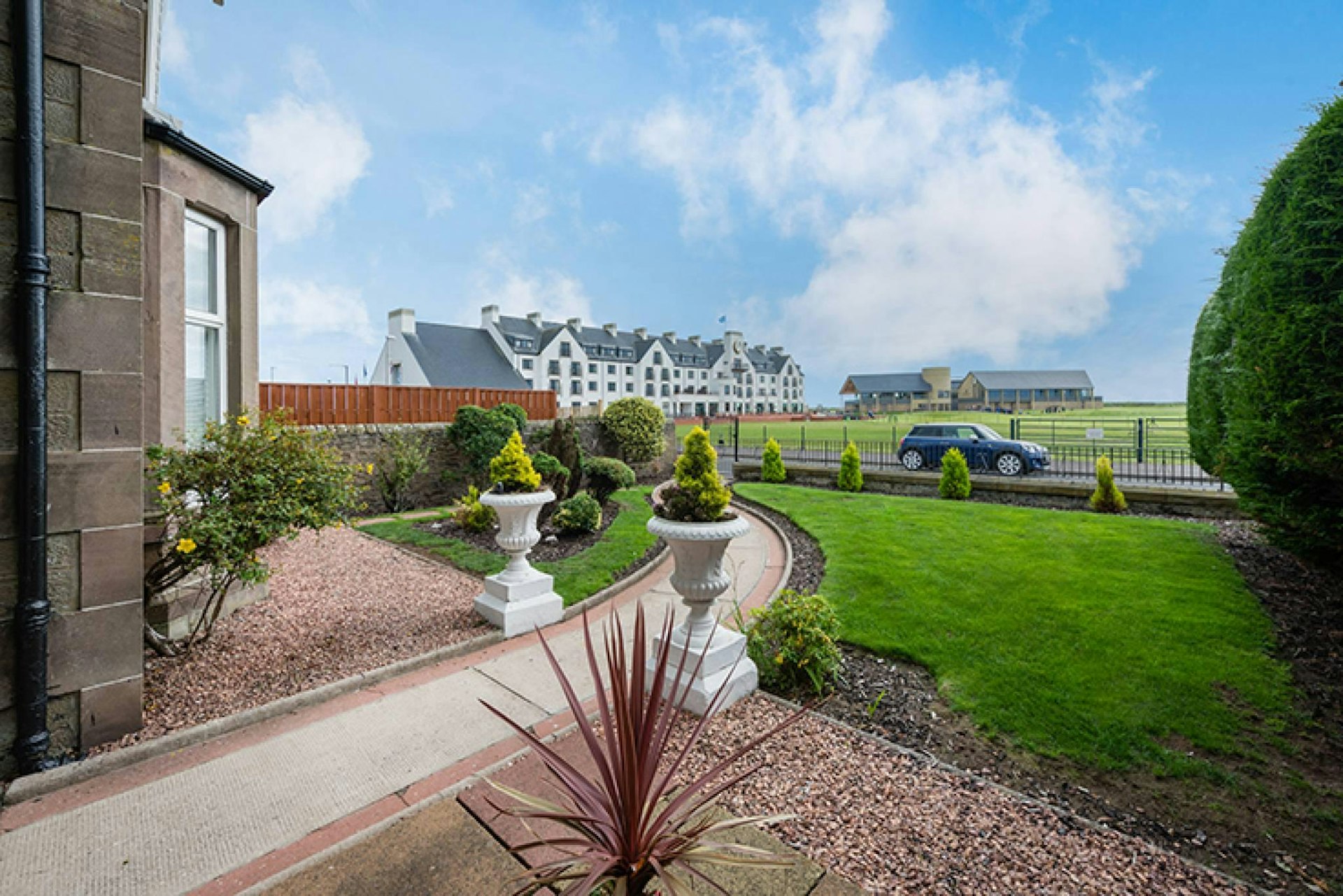 9 Links Parade, Carnoustie, DD7 7JF McEwan Fraser Legal