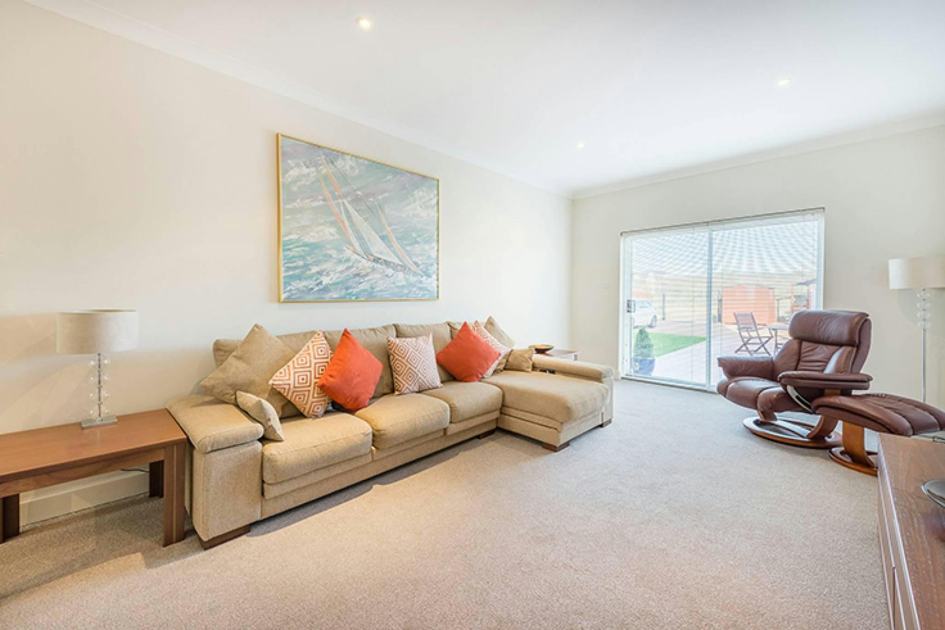 9 Links Parade, Carnoustie, DD7 7JF McEwan Fraser Legal