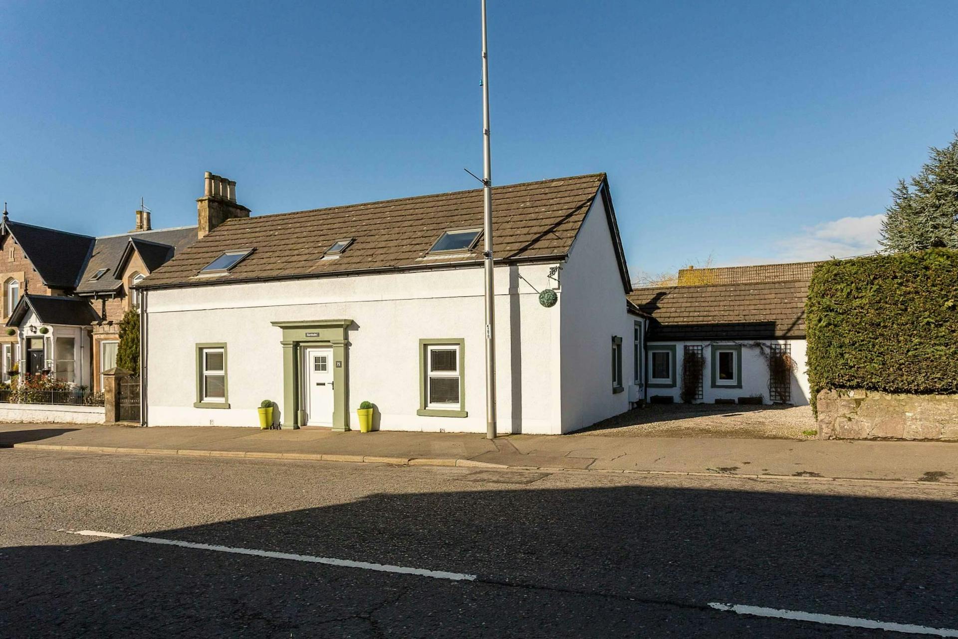 75 Burrell Street, Crieff, PH7 4DG McEwan Fraser Legal