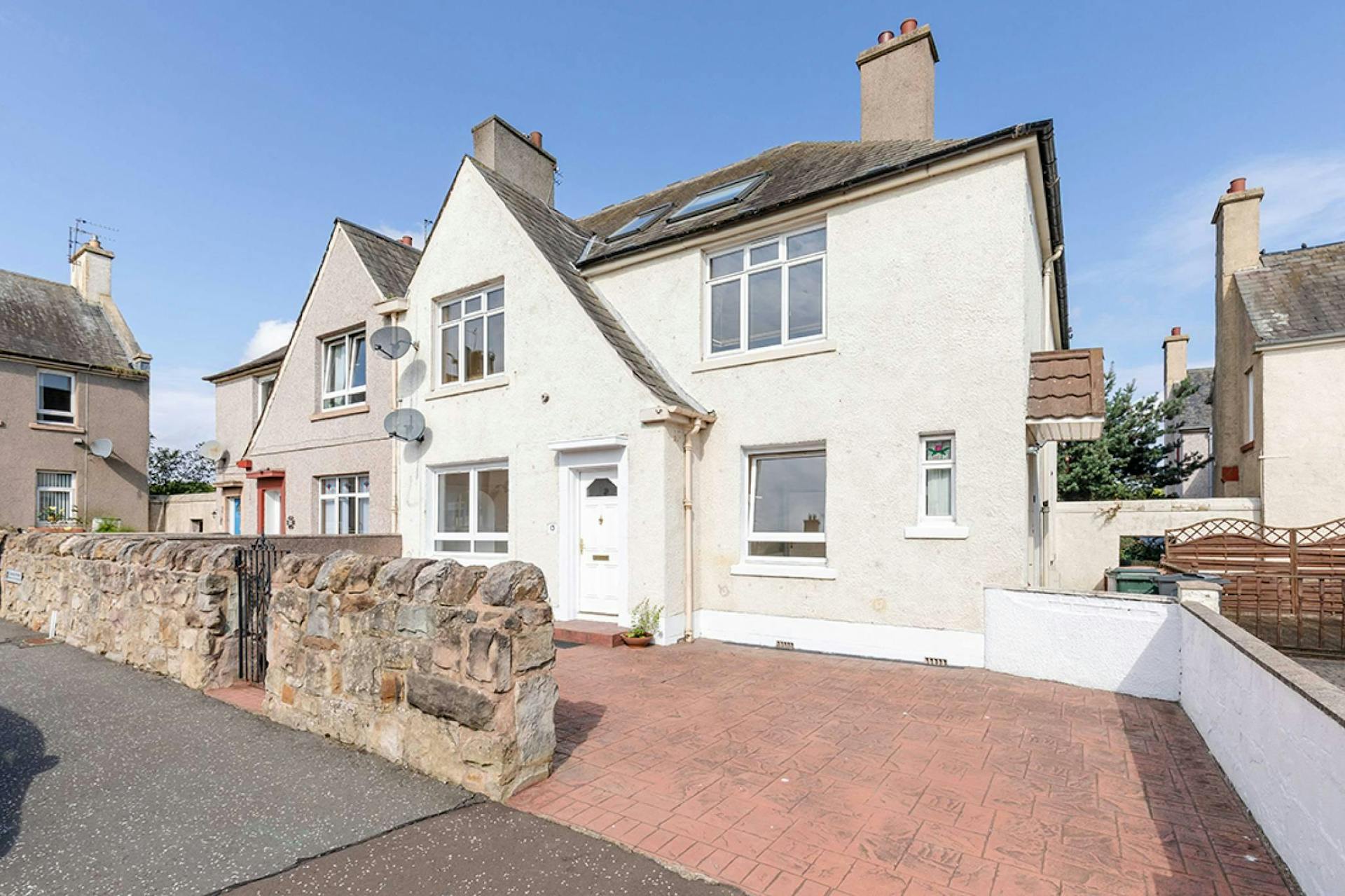 13 Burdiehouse Square, Edinburgh, EH17 8BN McEwan Fraser Legal