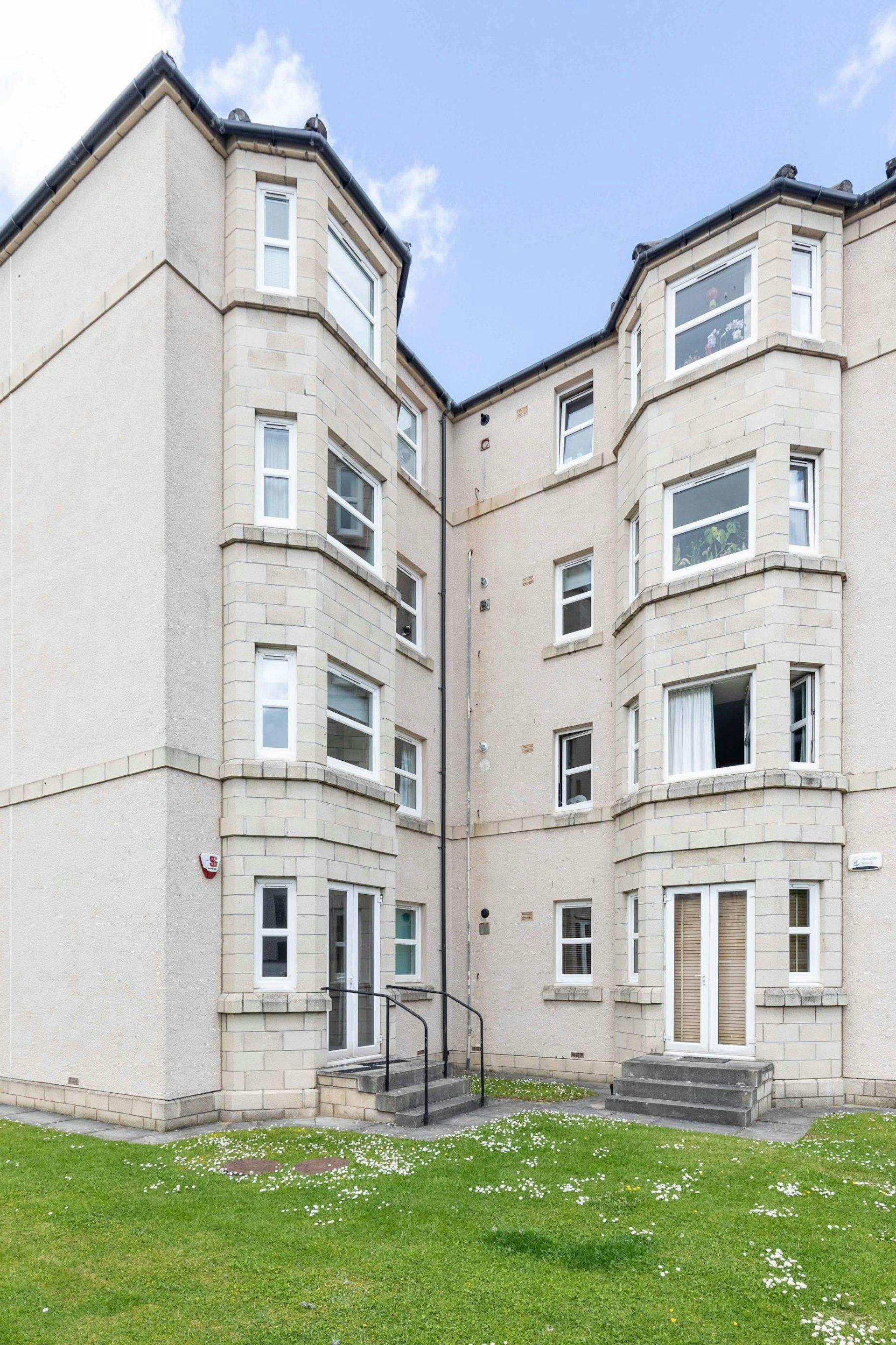 6/5 Millar Place, Edinburgh, EH10 5HJ McEwan Fraser Legal