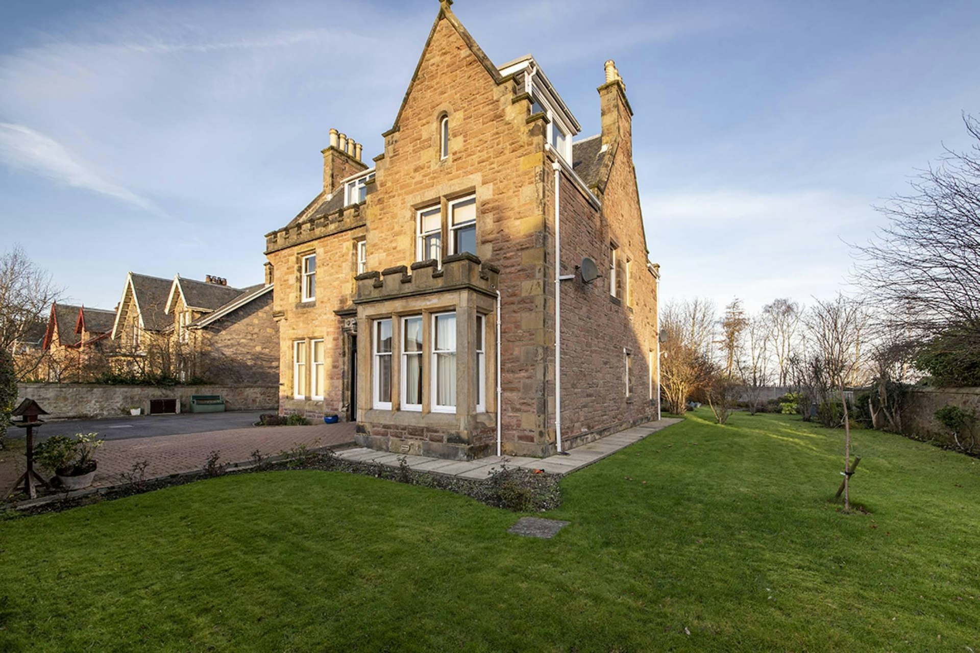 34 Crown Drive, Crown, Inverness, IV2 3QG McEwan Fraser Legal