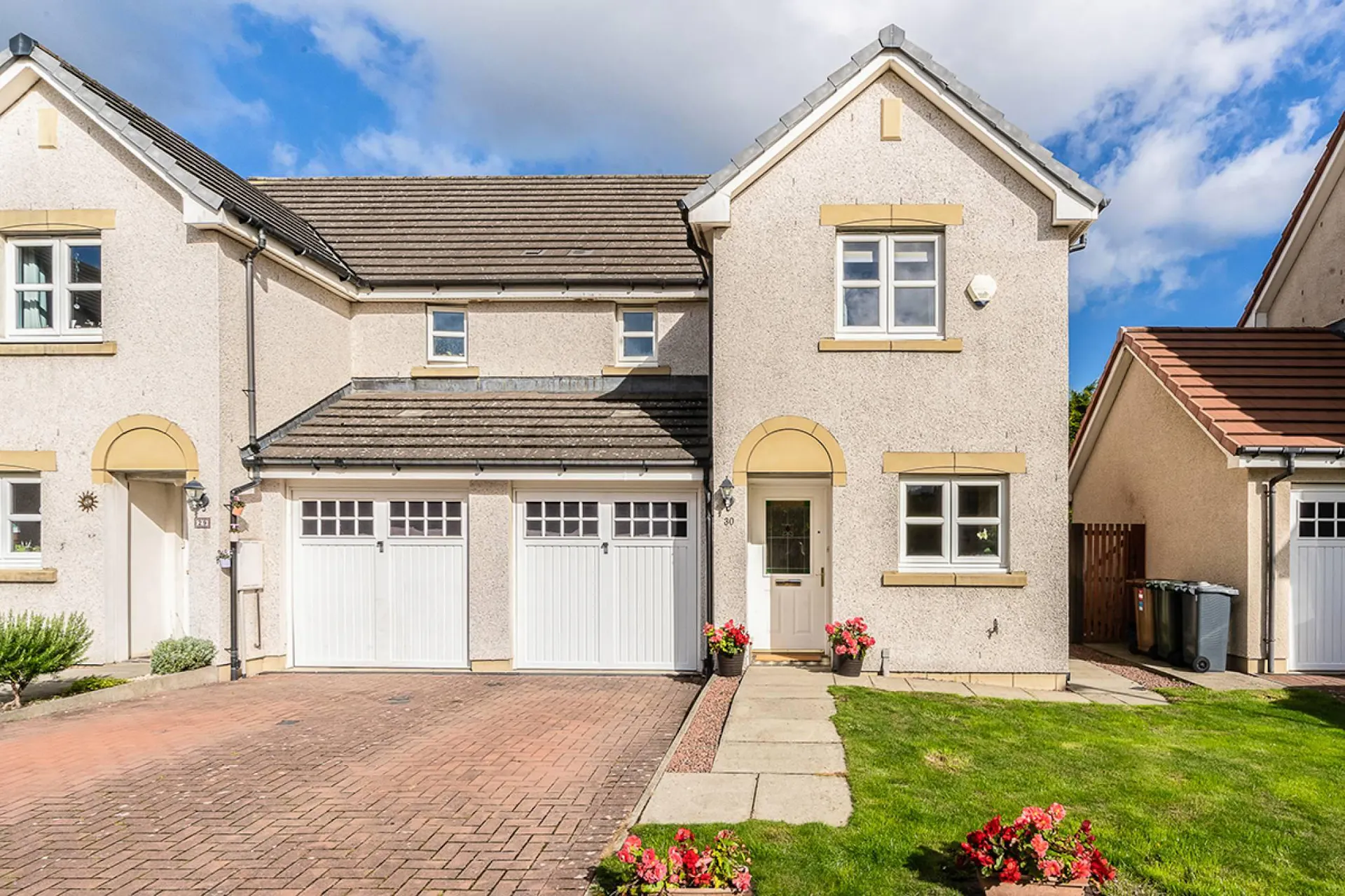 30 Buie Rigg, Kirkliston, Edinburgh, EH29 9FE McEwan Fraser Legal