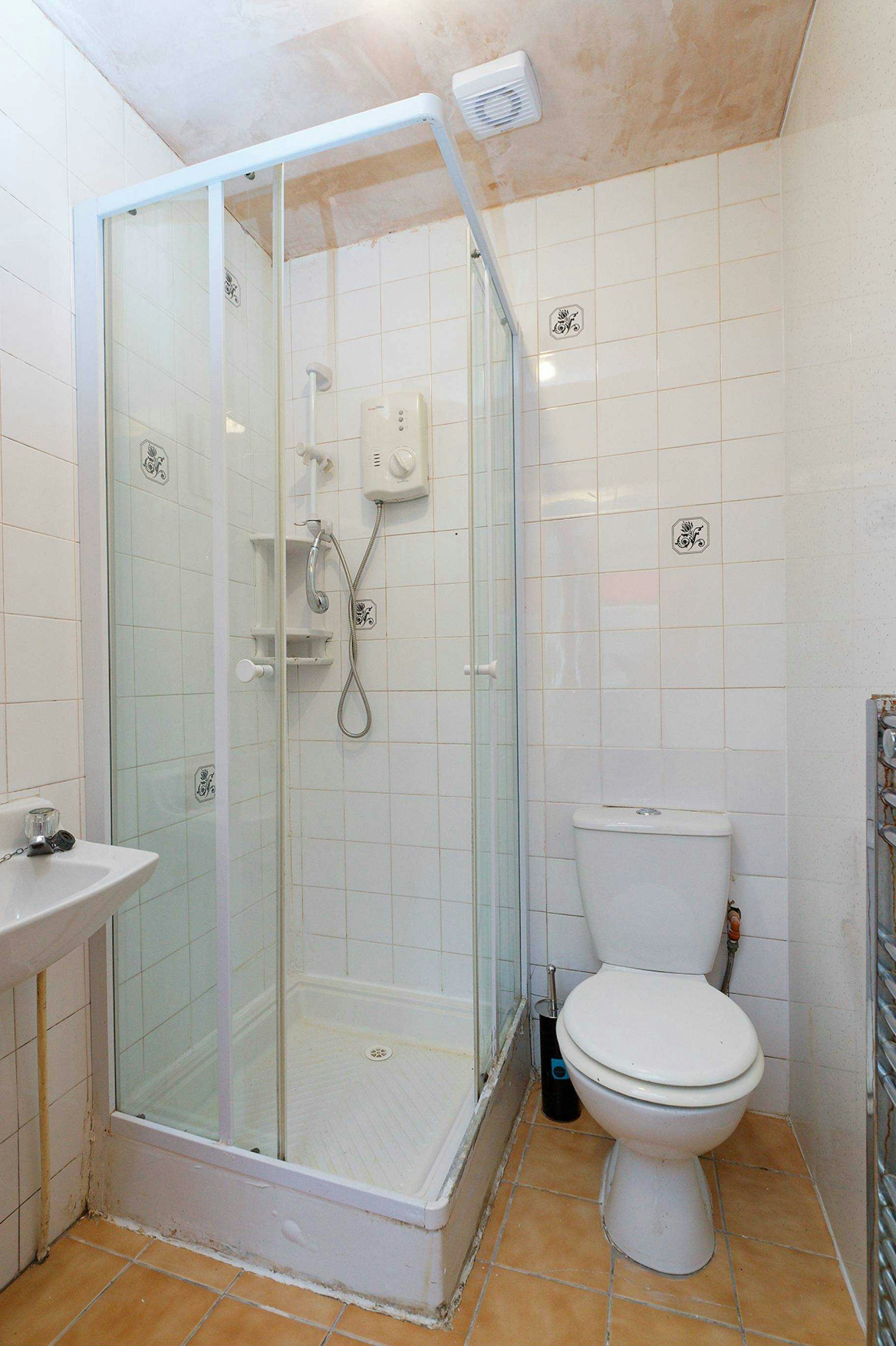 62 Carlibar Road, Barrhead, Glasgow, G78 1AD McEwan Fraser Legal