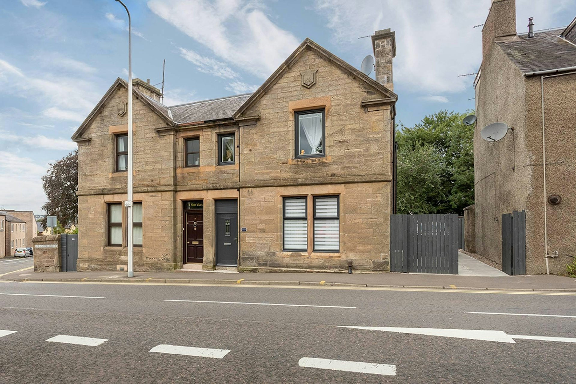 2 Kier Villa, 14 Strathmore Street, Perth, PH2 7HP