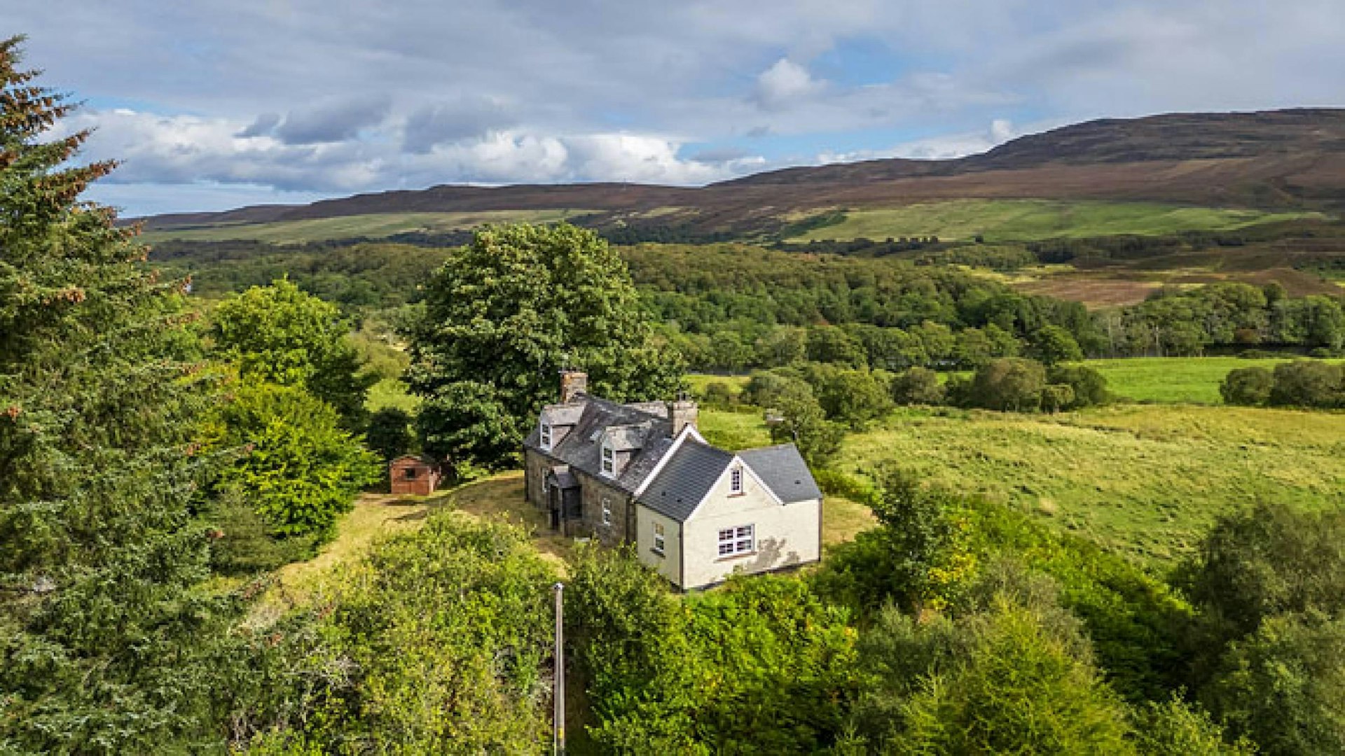 7 Strathnaver, Kinbrace, KW11 6UA