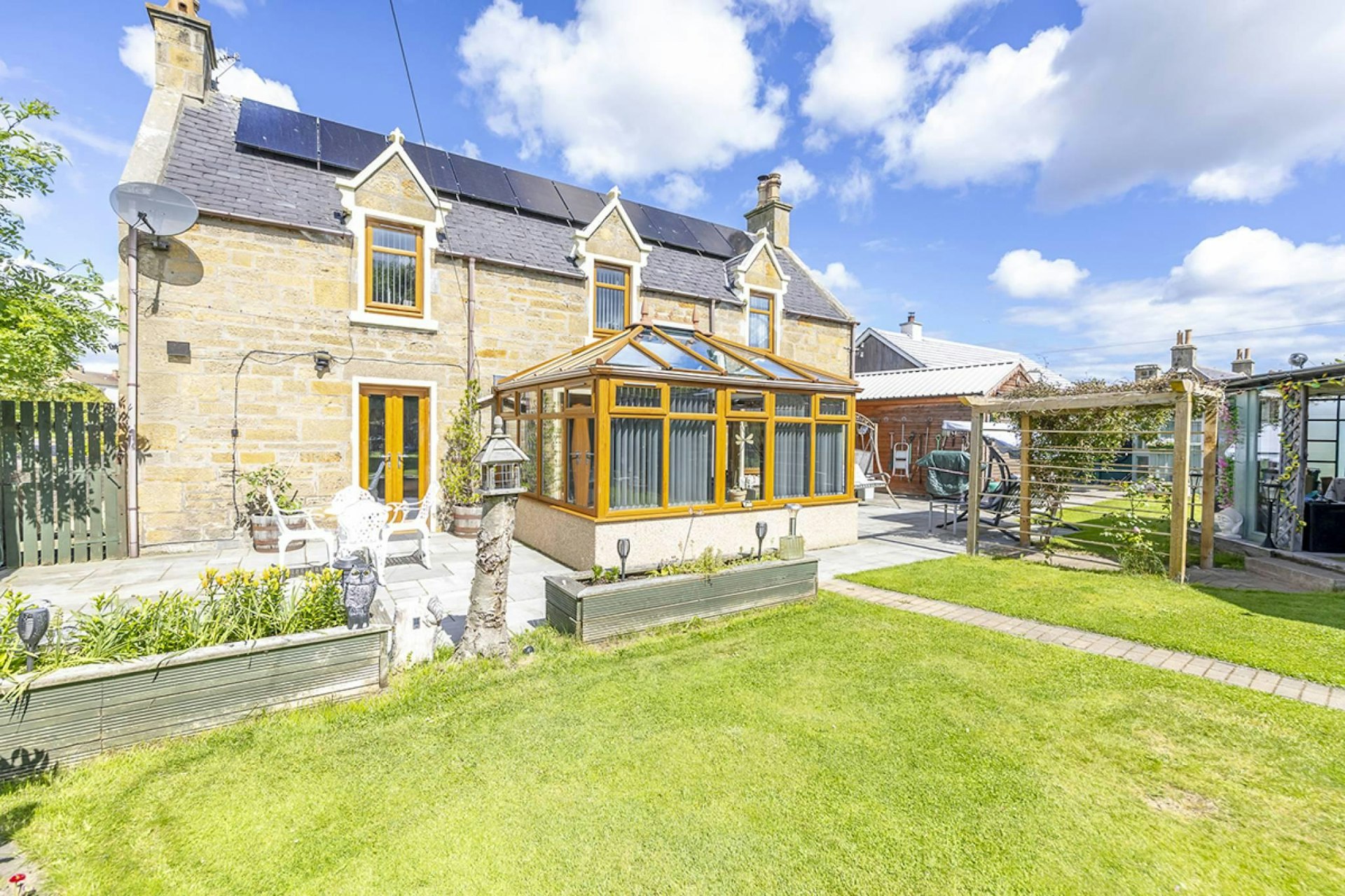 Rowanlea, 51 Pilmuir Road, Forres, IV36 1HE