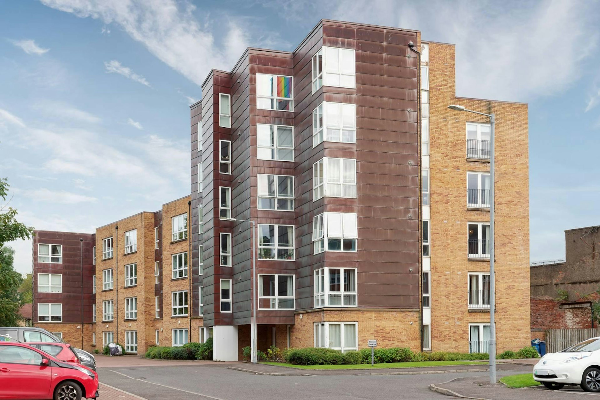 2/4 32 McPhail Street, Glasgow, G40 1AN