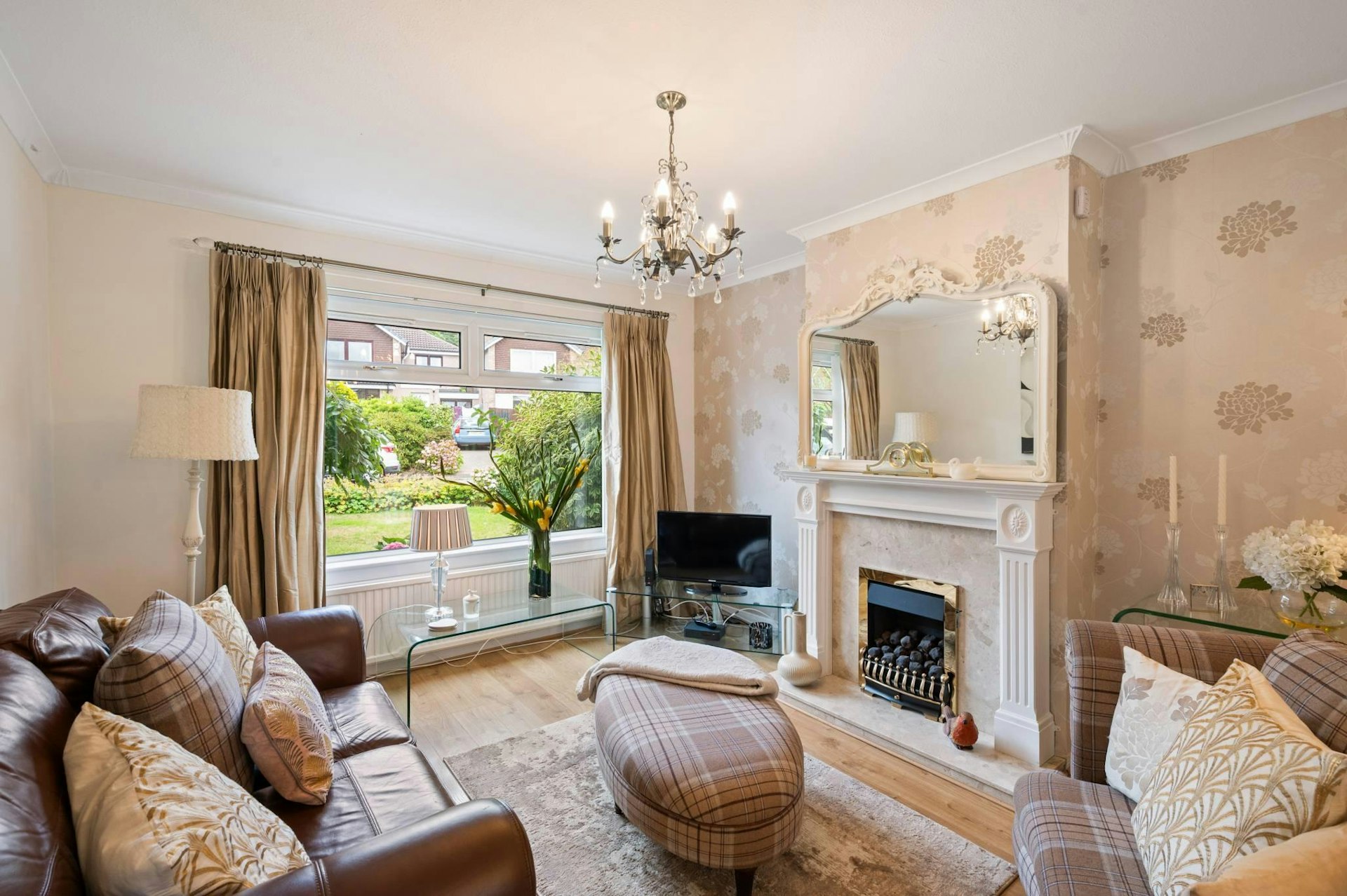 16 Clerwood Grove, Corstorphine, Edinburgh, EH12 8PN