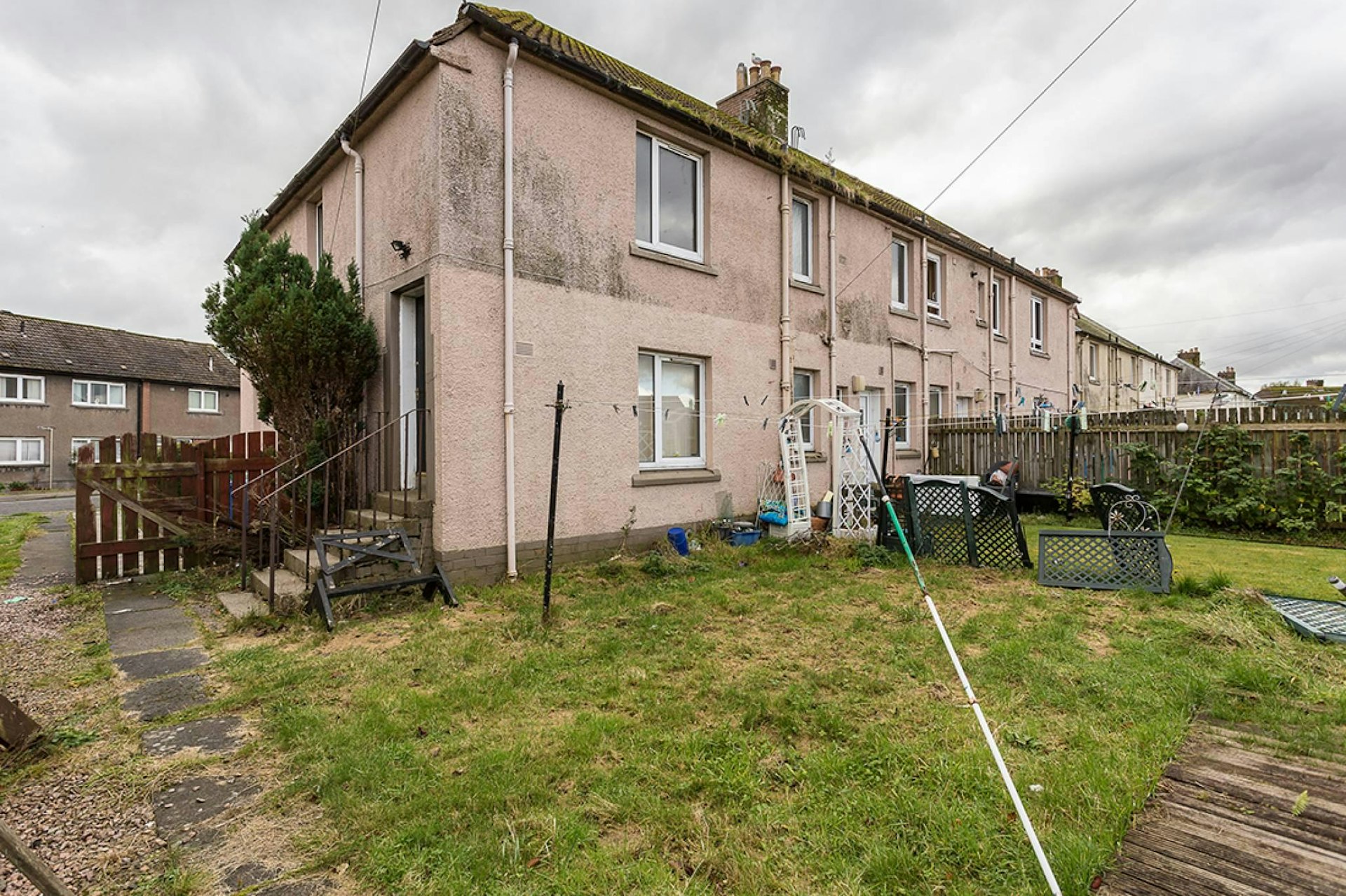 35 Thistle Street, Cowdenbeath, Fife, KY4 8NF McEwan Fraser Legal