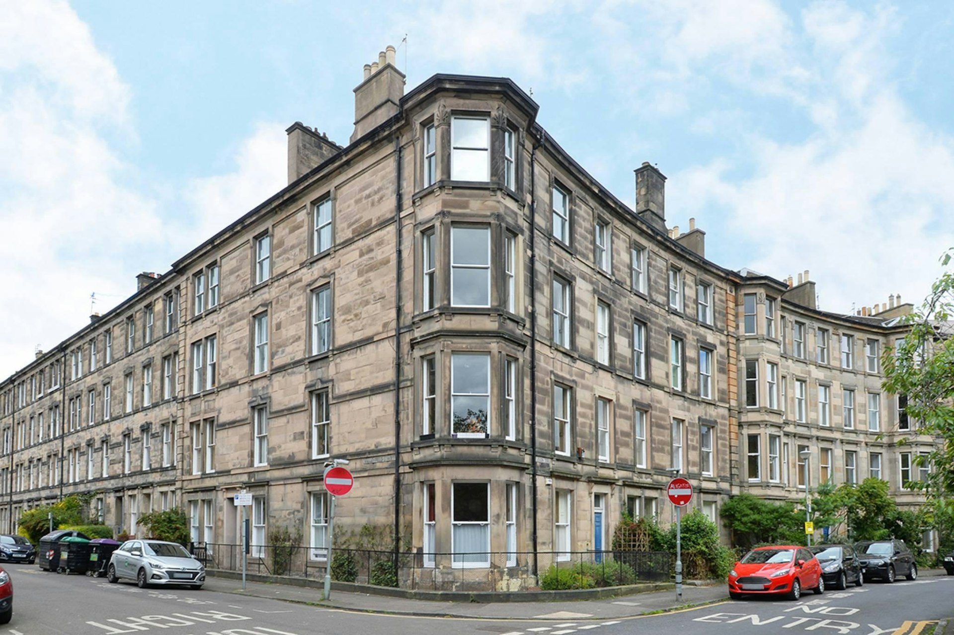 7/4 Leven Terrace, Lauriston, Edinburgh, EH3 9LT McEwan Fraser Legal