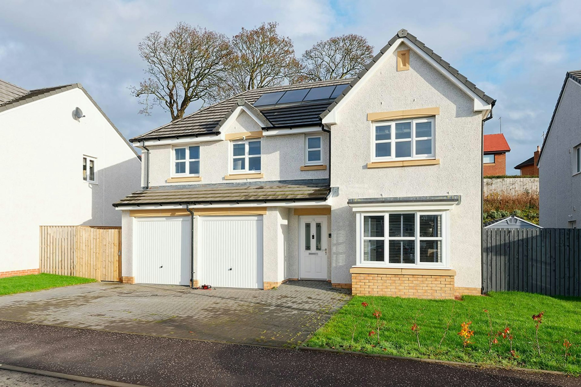 15 Pailis Crescent, Bothwell, Glasgow, G71 8FP McEwan Fraser Legal