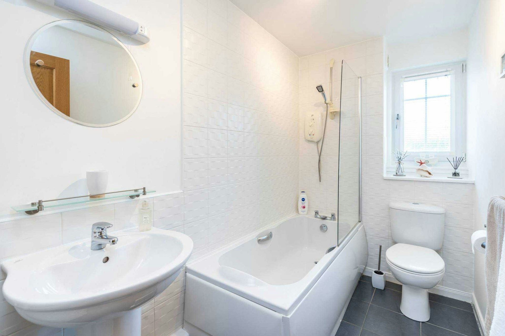 32E Caledonia Court, Rosyth, KY11 2ZJ McEwan Fraser Legal