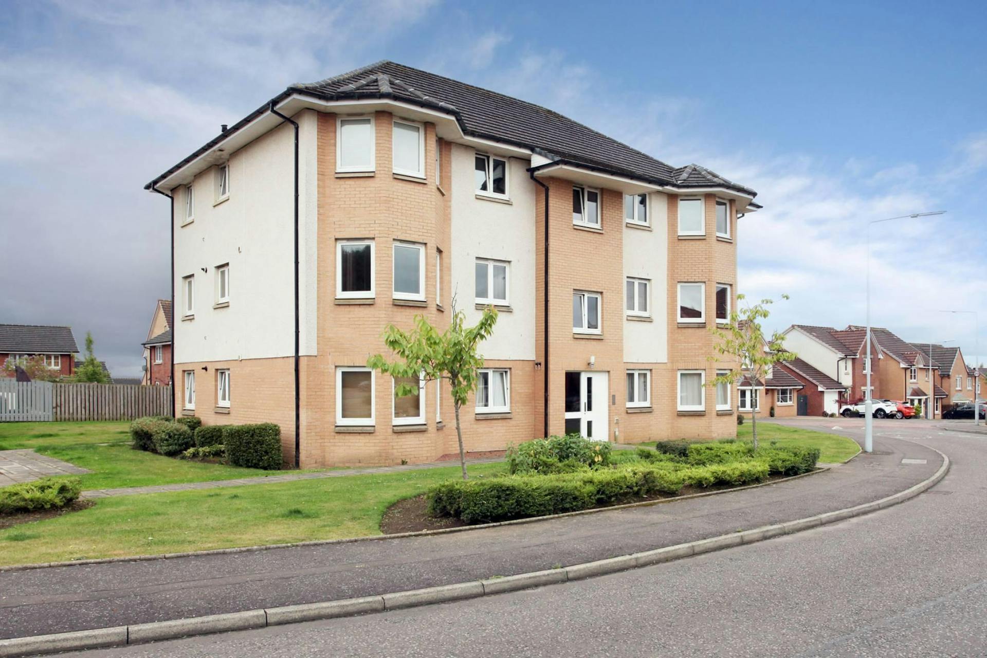 Flat H 74 Fieldfare View, Dunfermline, KY11 8LZ McEwan Fraser Legal