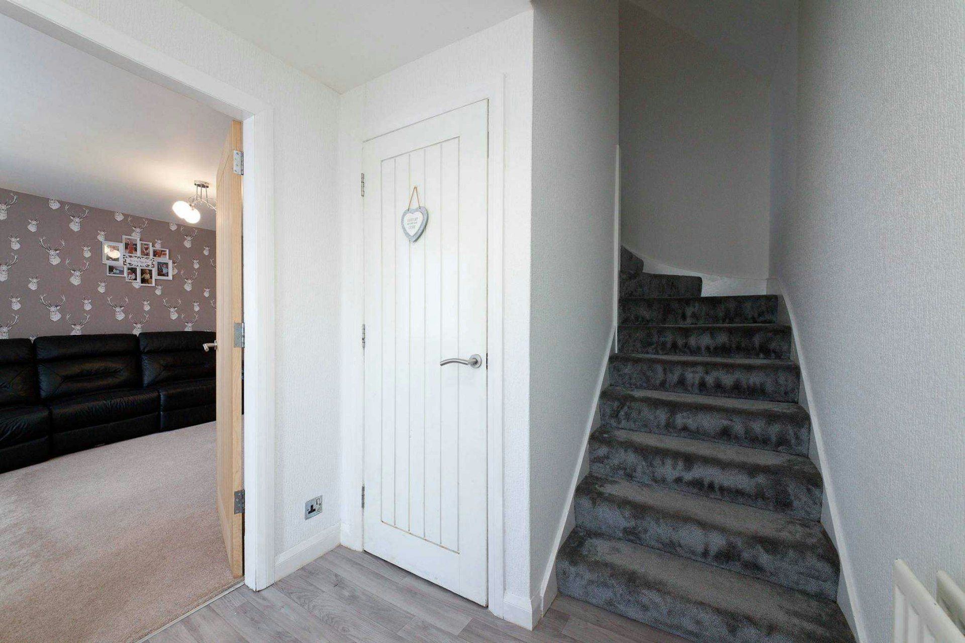 30 Kings Drive, Cumnock, KA18 1AG McEwan Fraser Legal