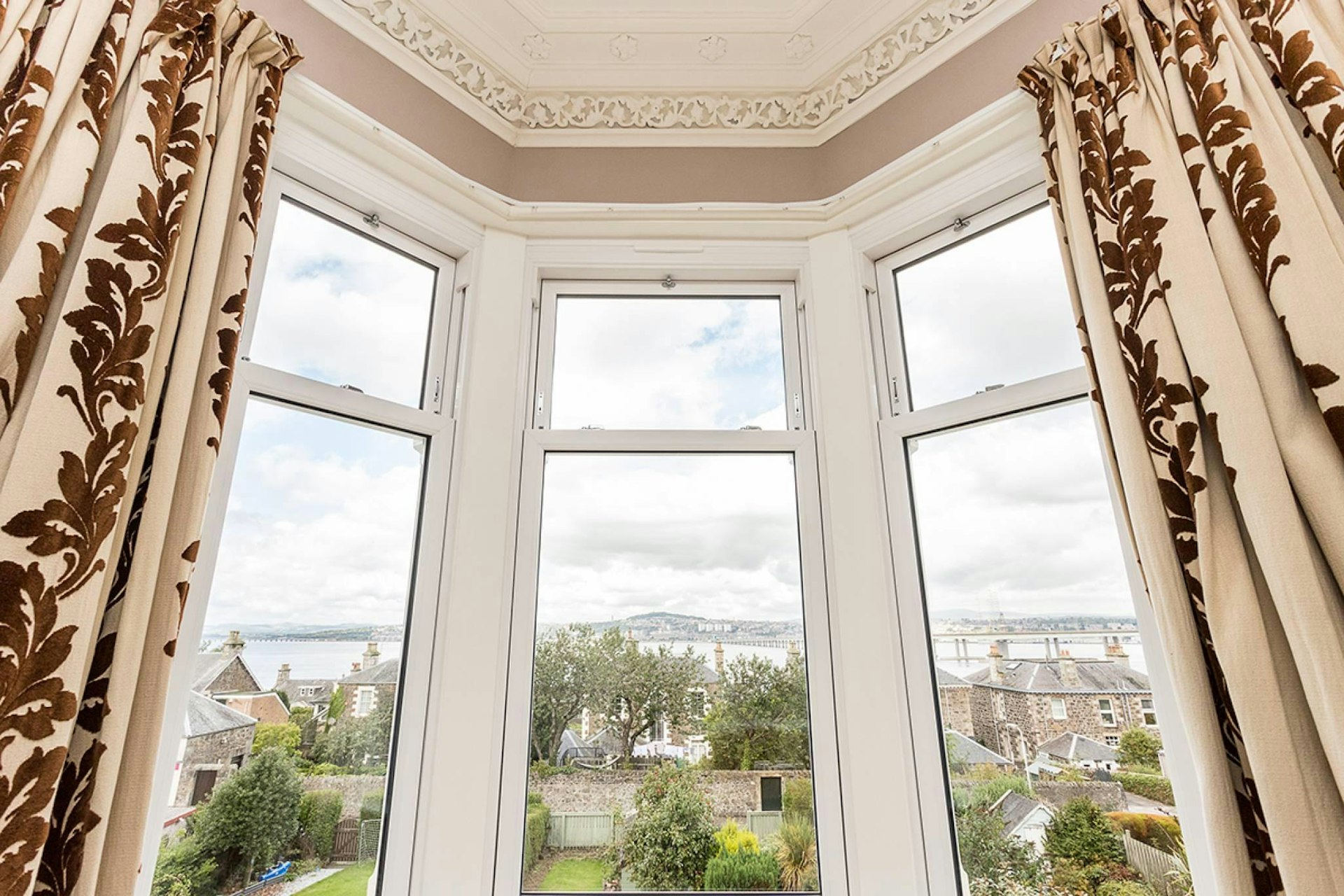 7 Kerr Street, Newport on Tay, DD6 8BA McEwan Fraser Legal