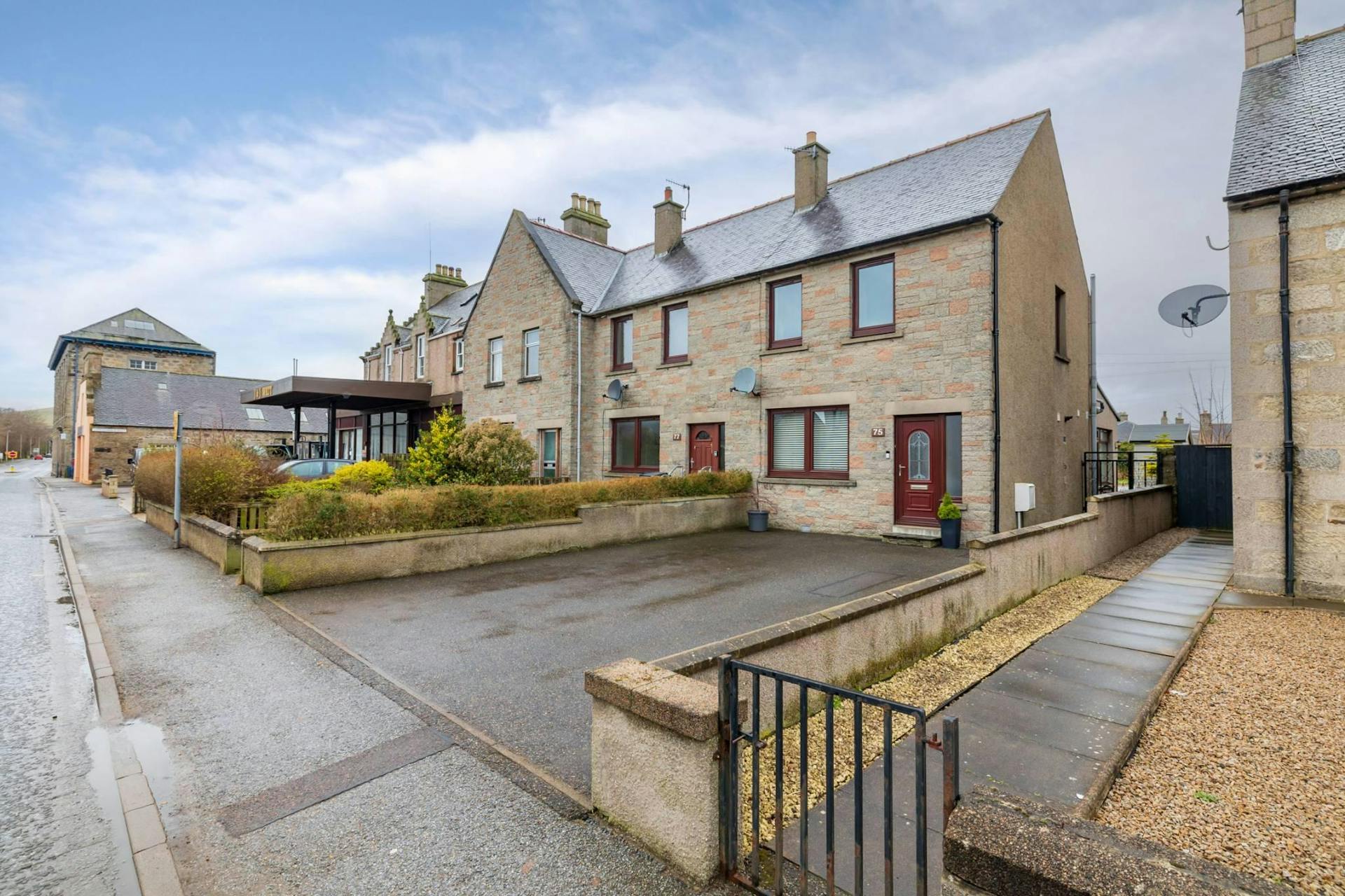 75 Gordon Street, Huntly, AB54 8ES McEwan Fraser Legal