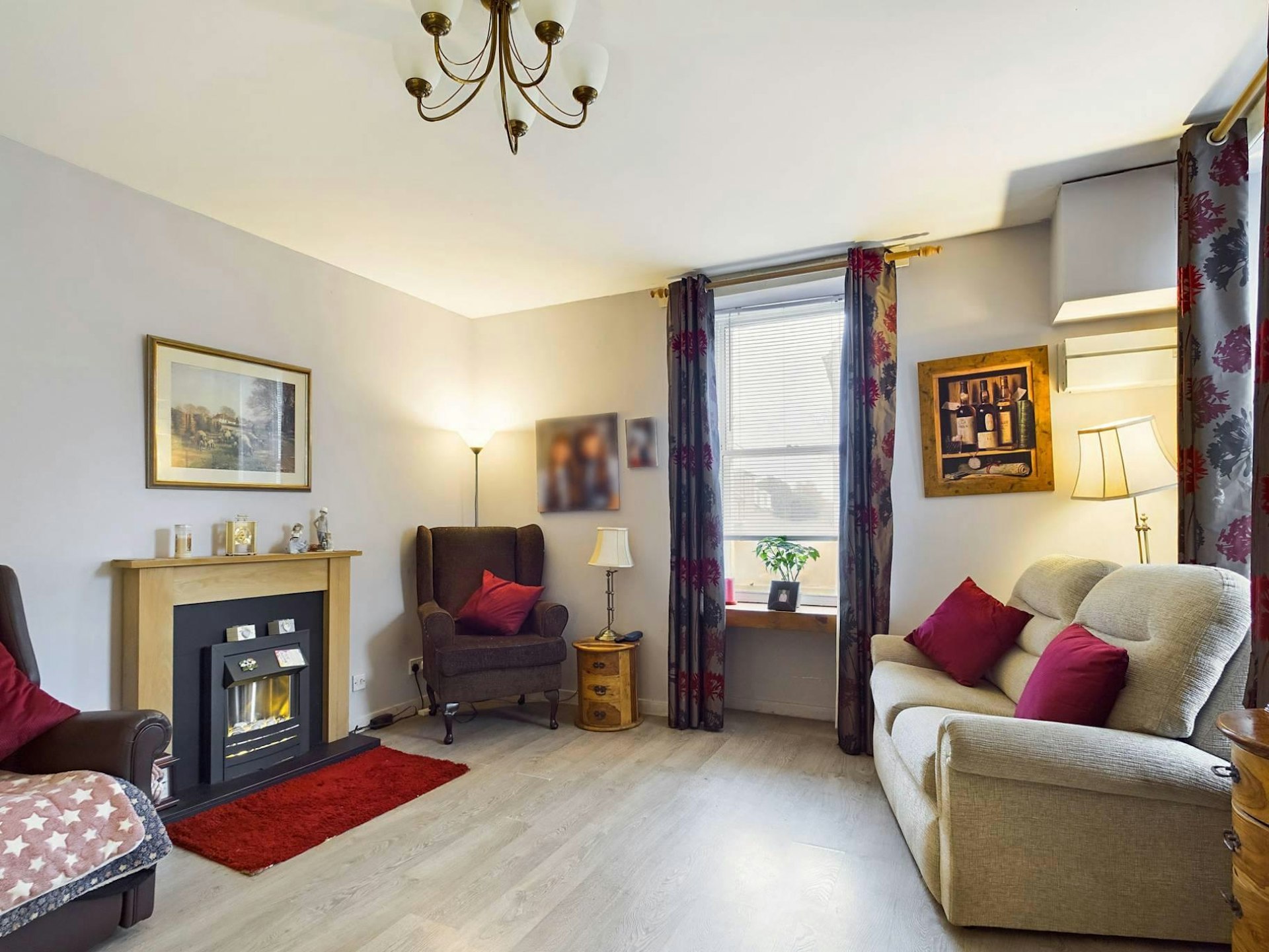 Flat 2 Linton Hotel Main Street, West Linton, EH46 7EA